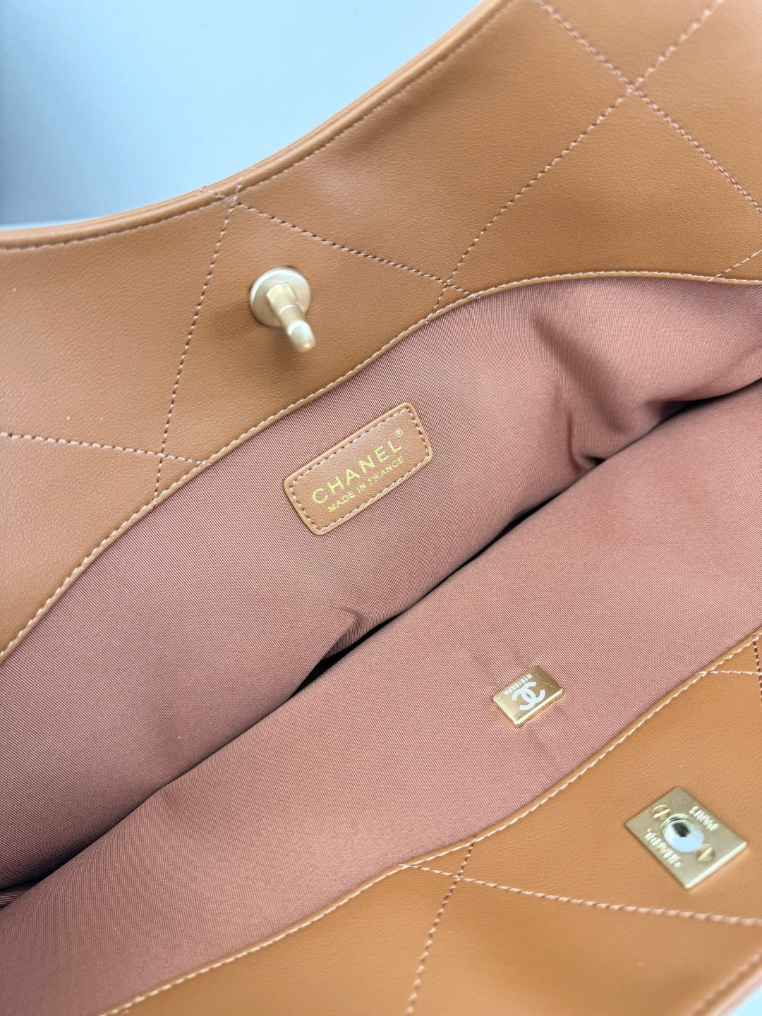 B1P46C11 Popular leather bag
