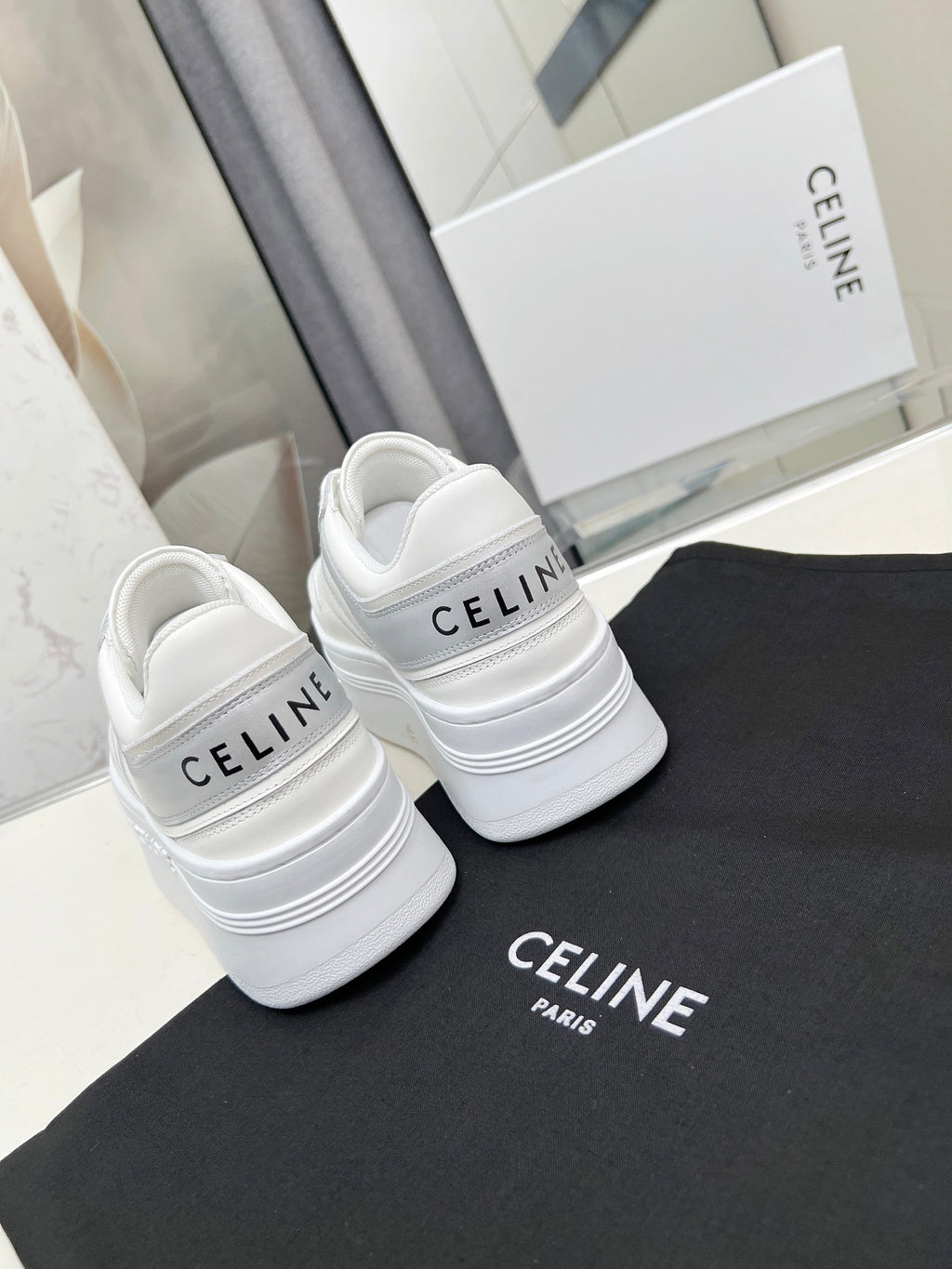 Z2Q55CL50 Popular  leather shoes