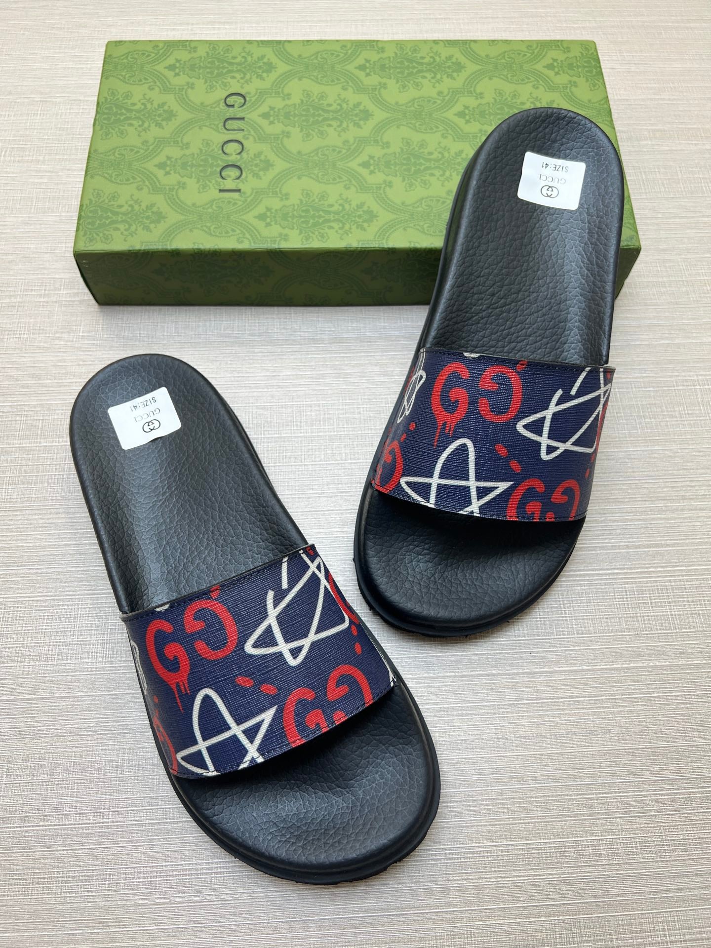 Z5X76B3 Popular slippers