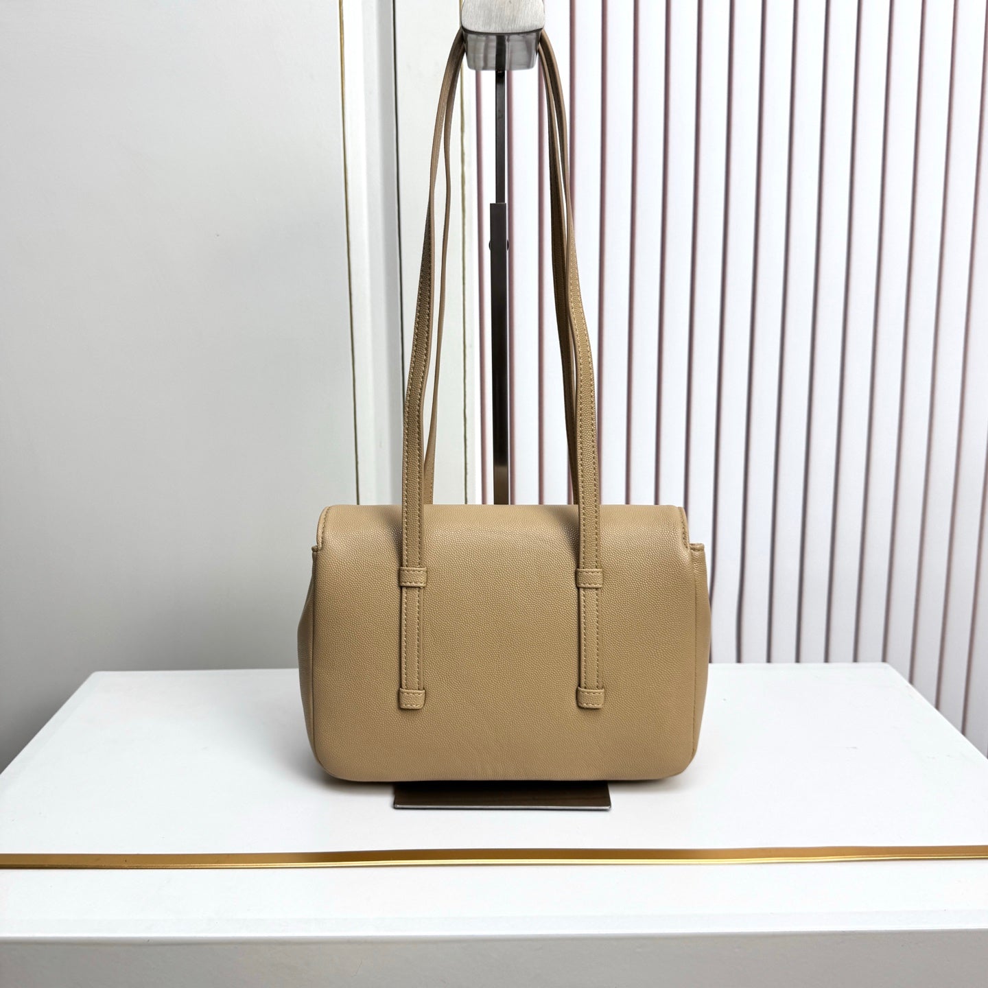 B1X46C2 Popular leather bag