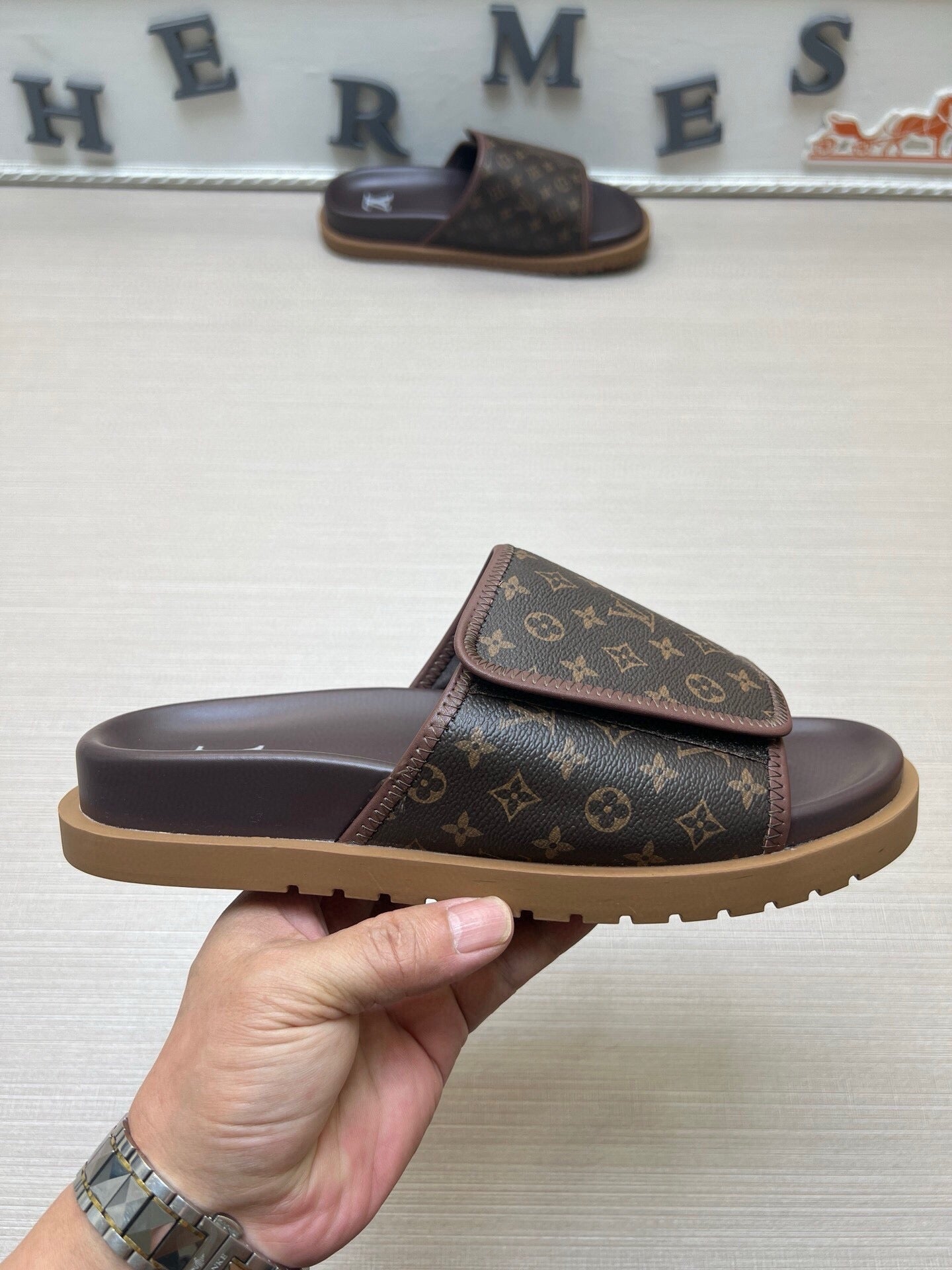 Z5WE246 Popular Slippers