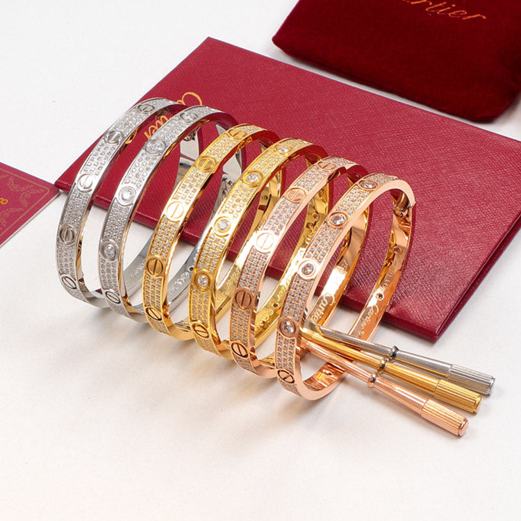 X3B11K1K  Popular 3-row diamond bracelet
