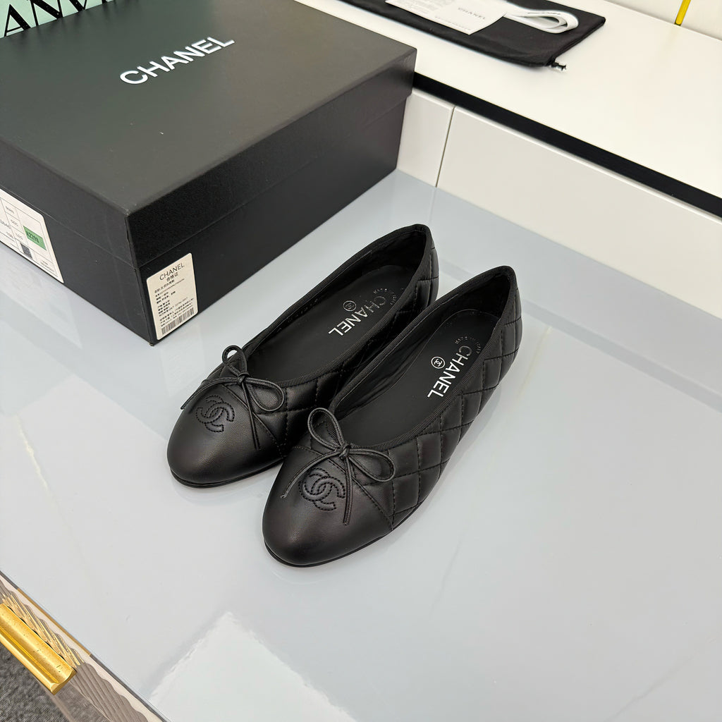 Z2Q105C413 Popular high-quality leather Shoes