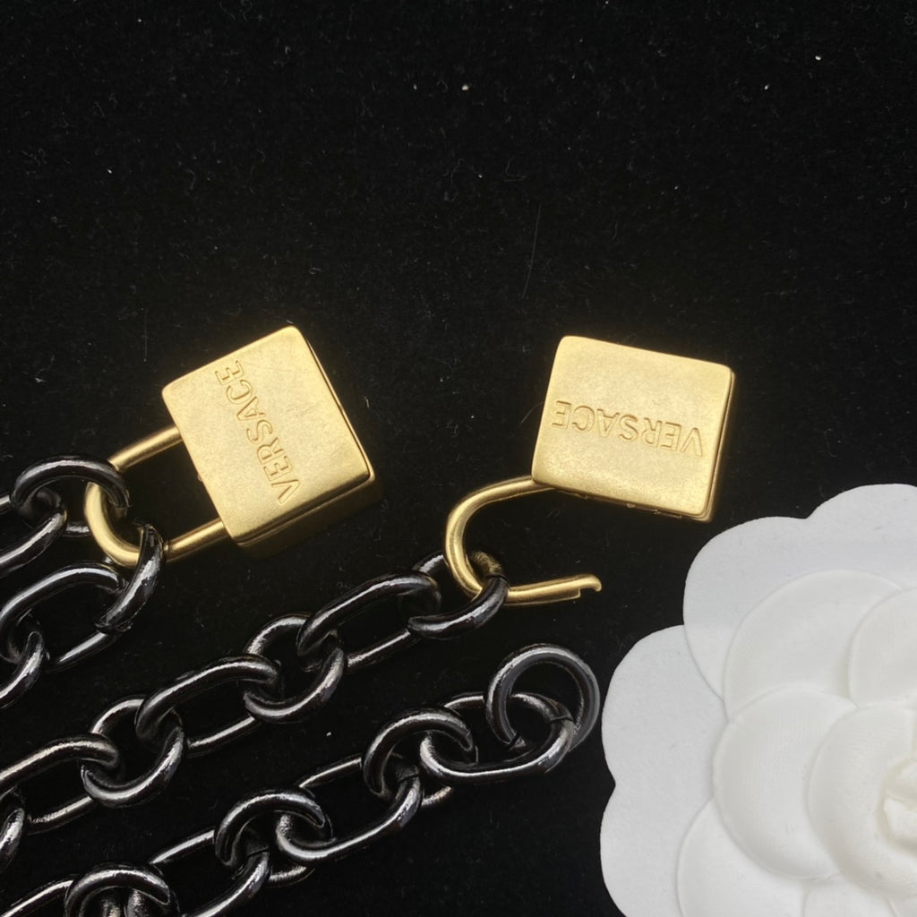 X1R75V97X Popular   Necklace. Bracelets