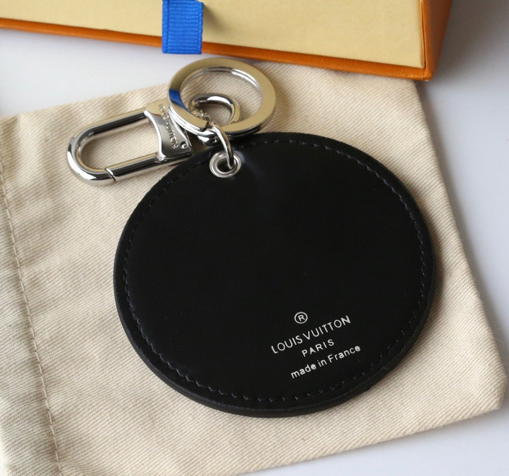 A1Z105E90 Popular bag 's charms accessories