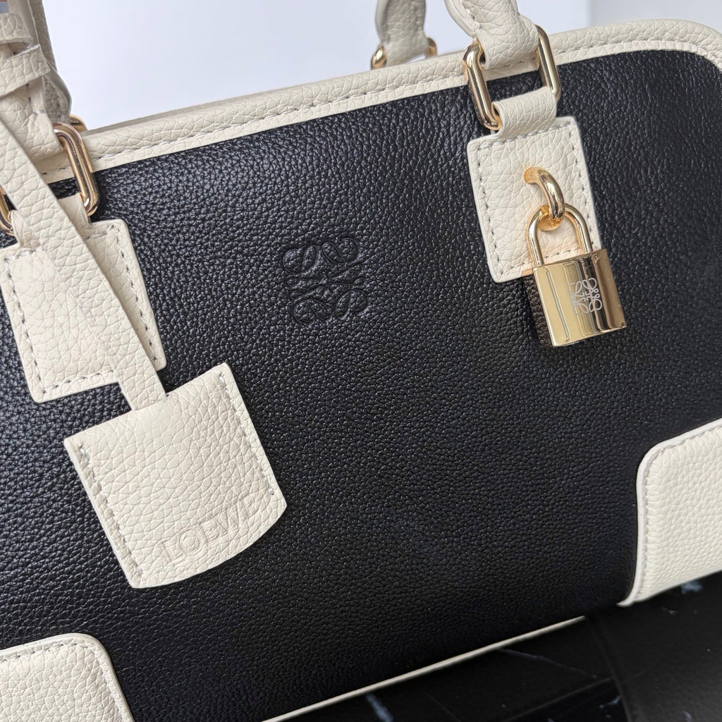 B1R66A12 Popular leather bag