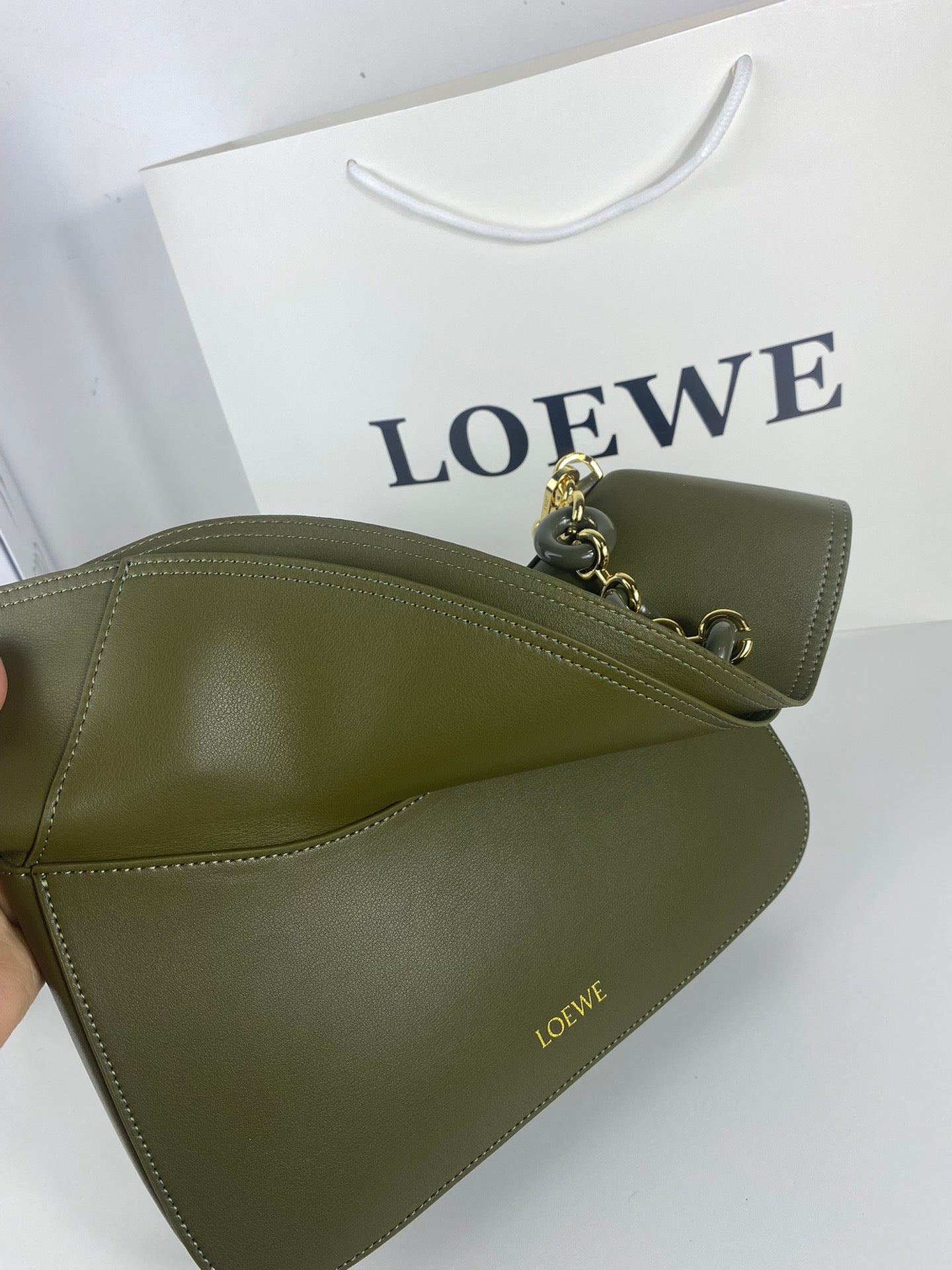B1R66A11 Popular leather bag