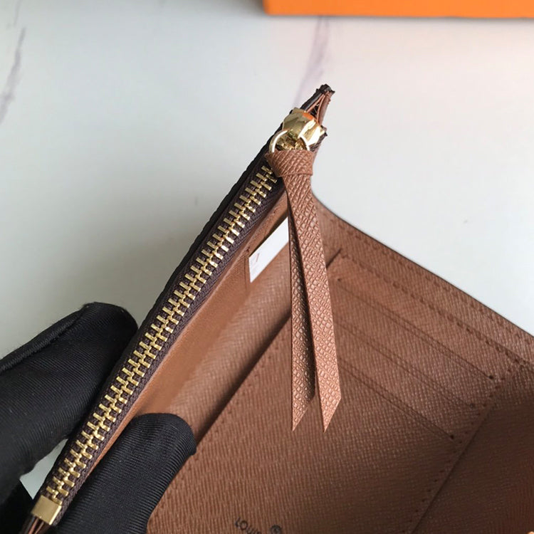 B1P20E3 Popular  leather wallets