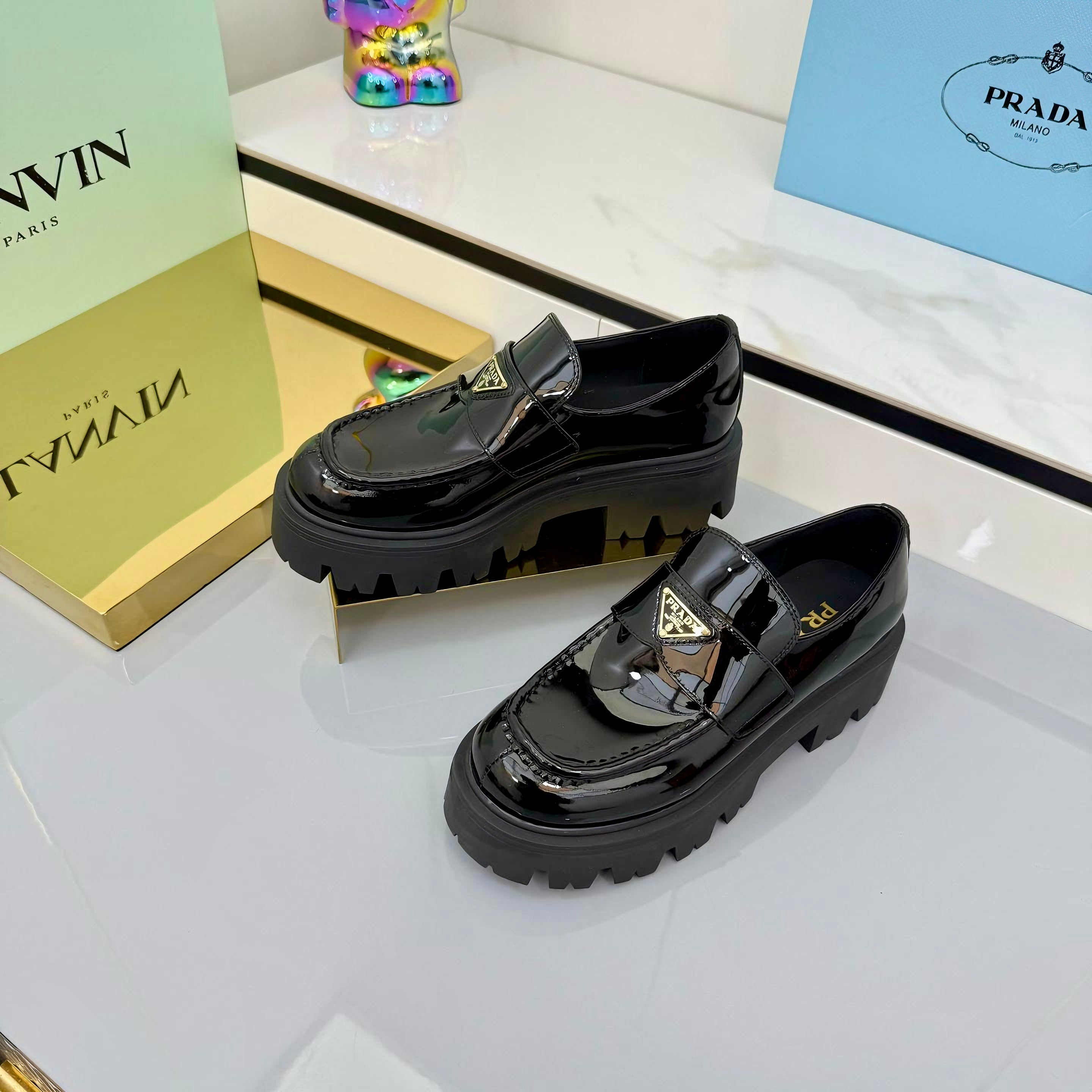 Z2Q105P307 Popular high-quality Shoes