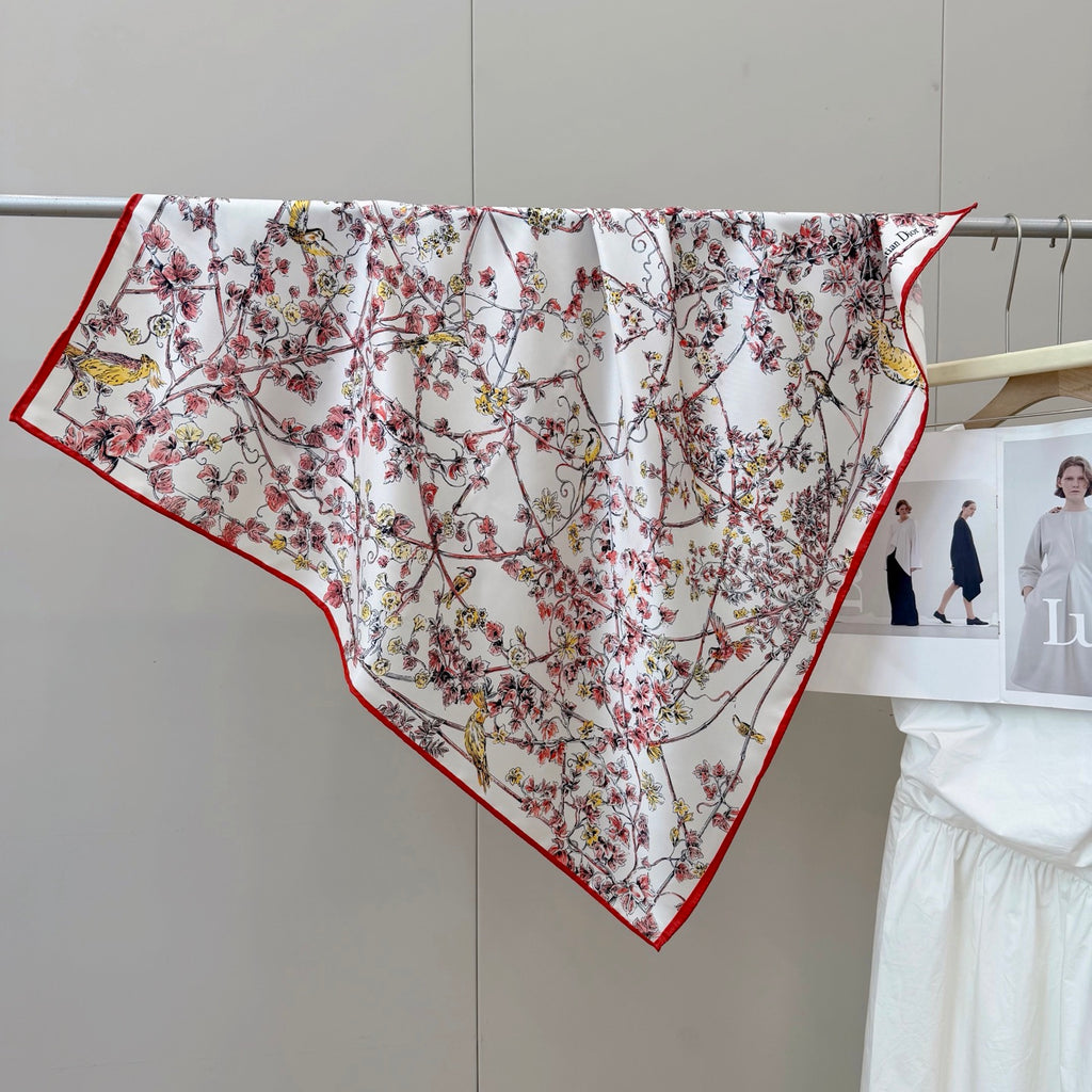 W1N36D19 Popular Silk Scarve