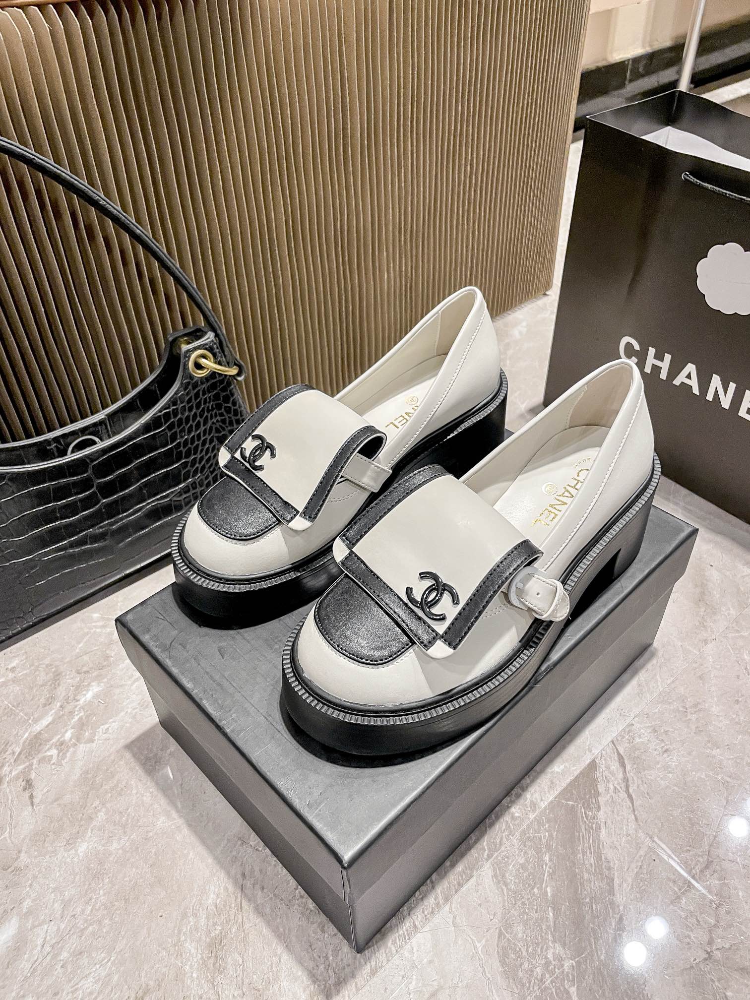 Z1JC21 Popular Casual shoes