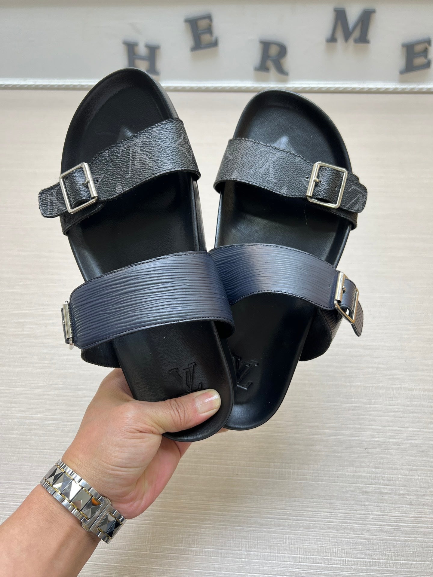 Z5ZE87 Popular slippers