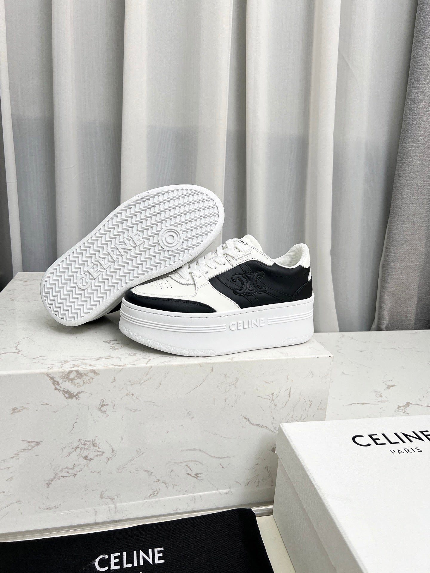 Z2Q105N272 Popular high-quality Shoes