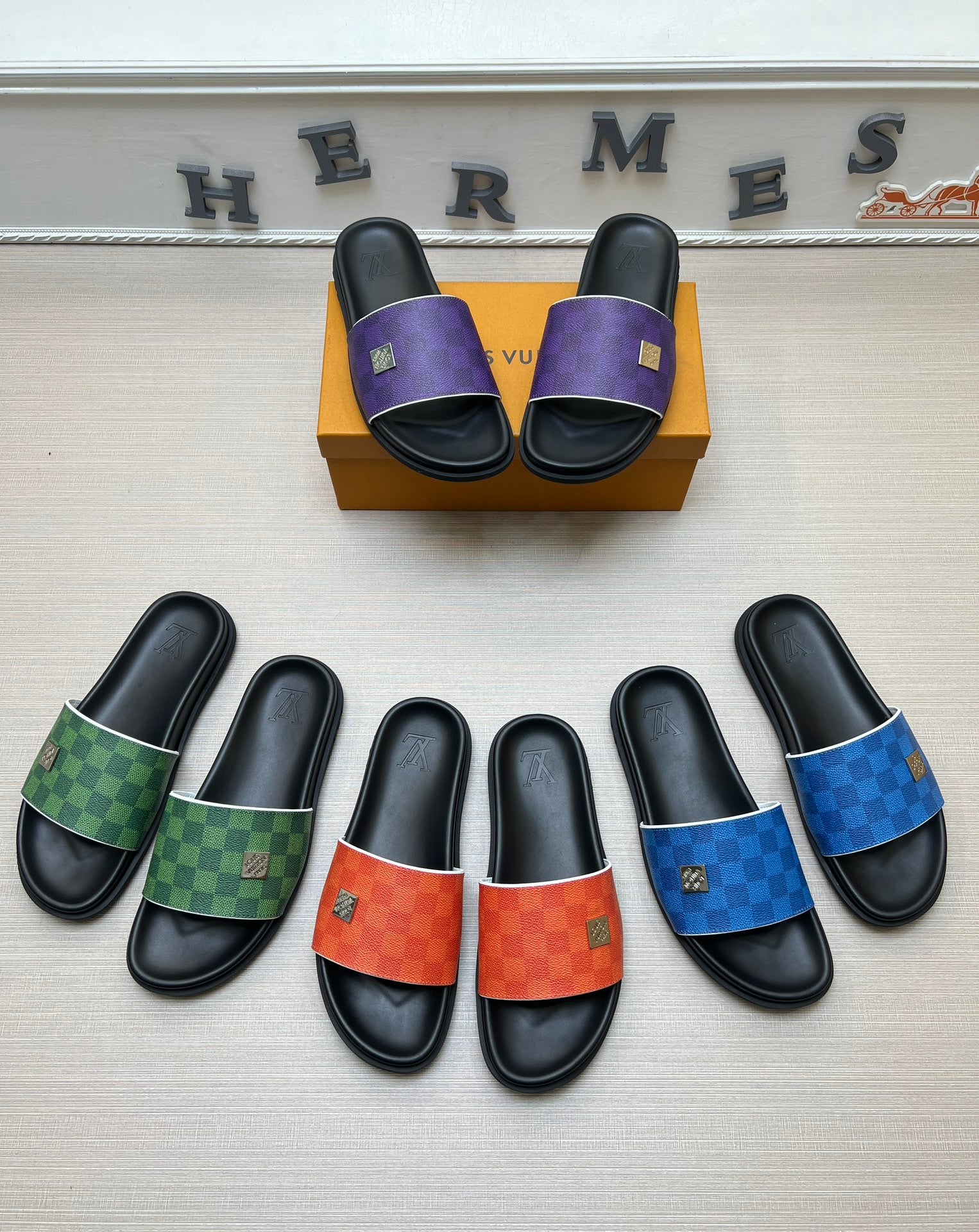 Z5ZE69 Popular slippers