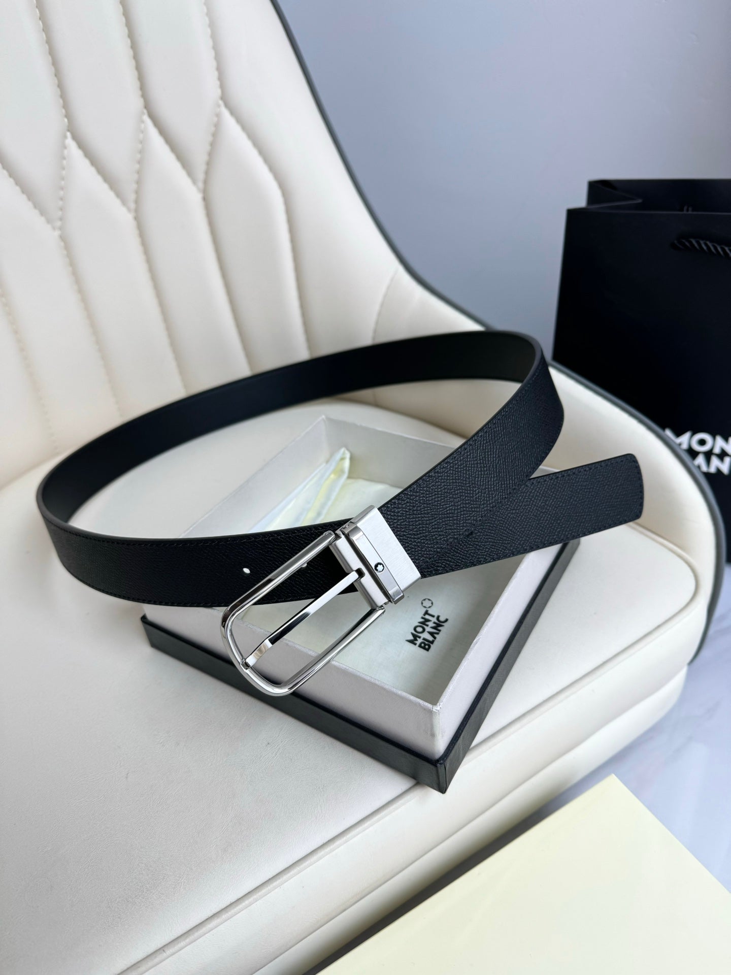 P1R55A235 Popular   High quality belt With full package