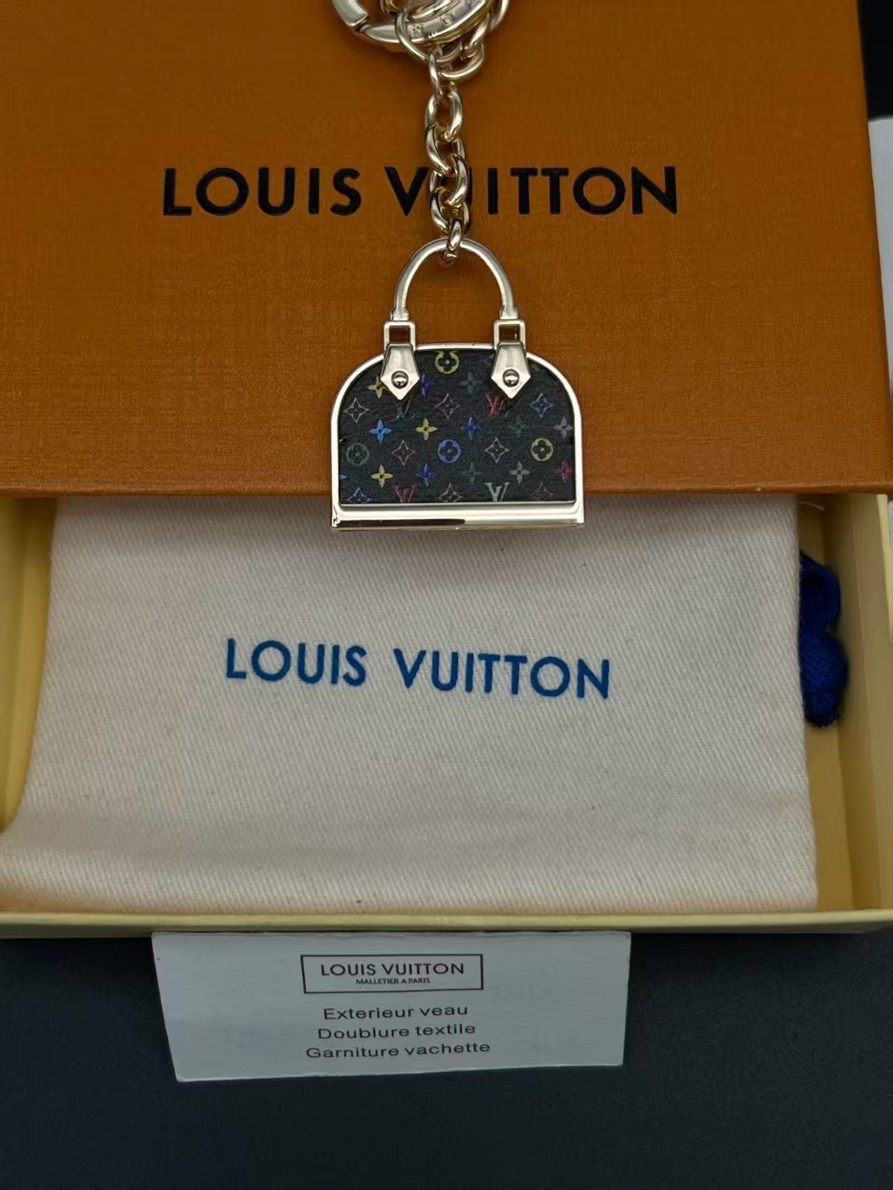 A1R76E80 Popular bag 's charms accessories