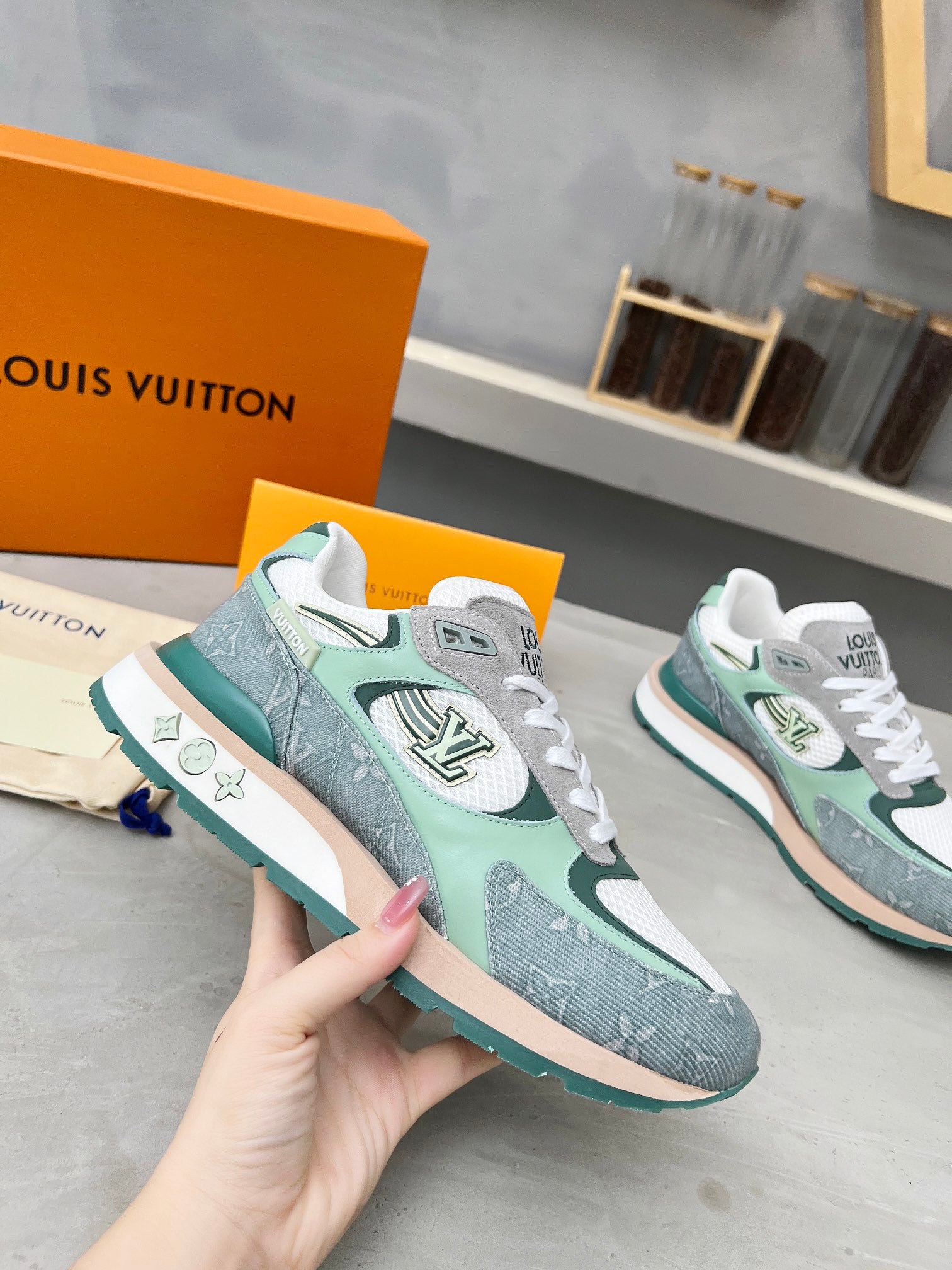 Z2Q105E229 Popular high-quality  Shoes