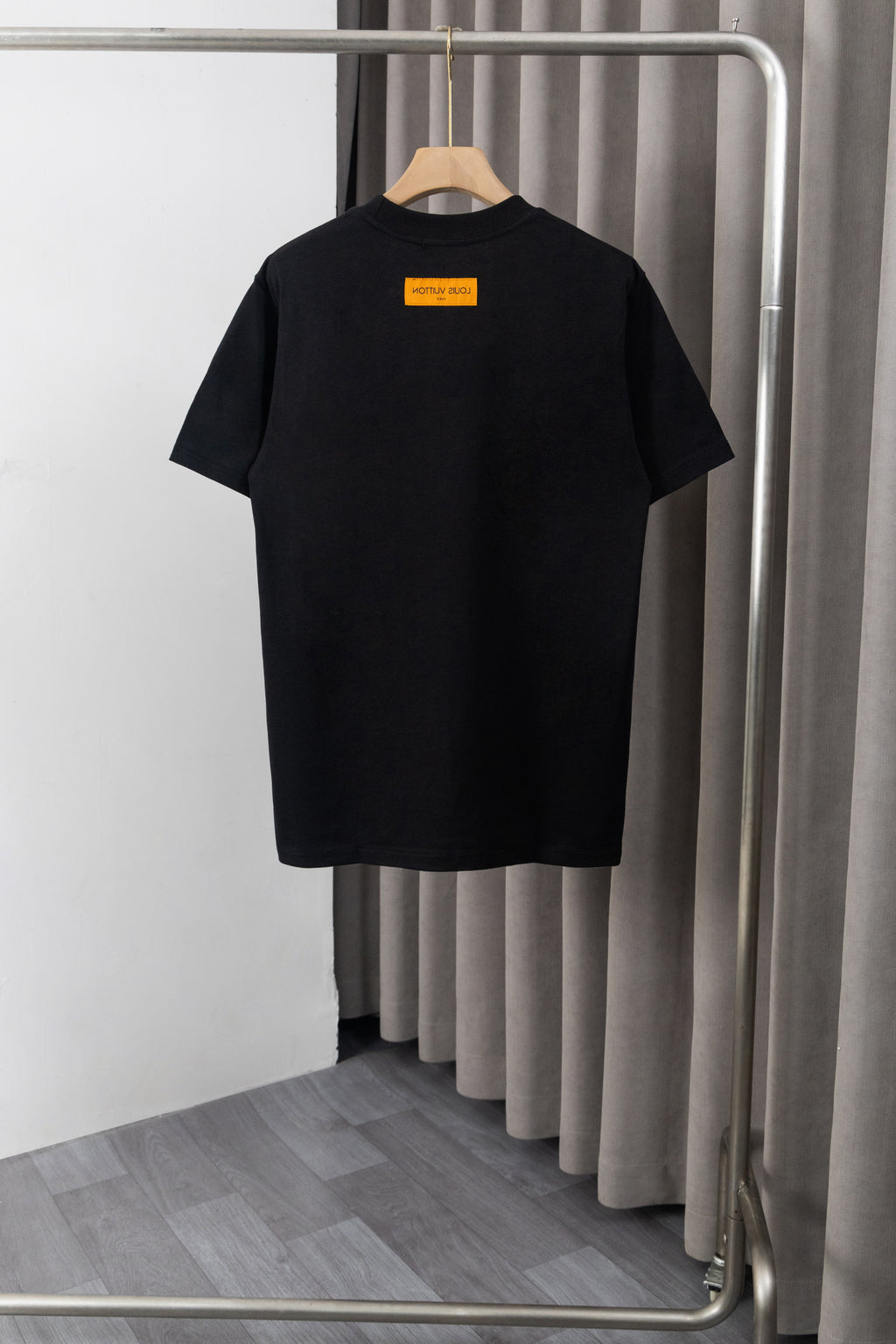 U1P36E137 Popular T-shirts