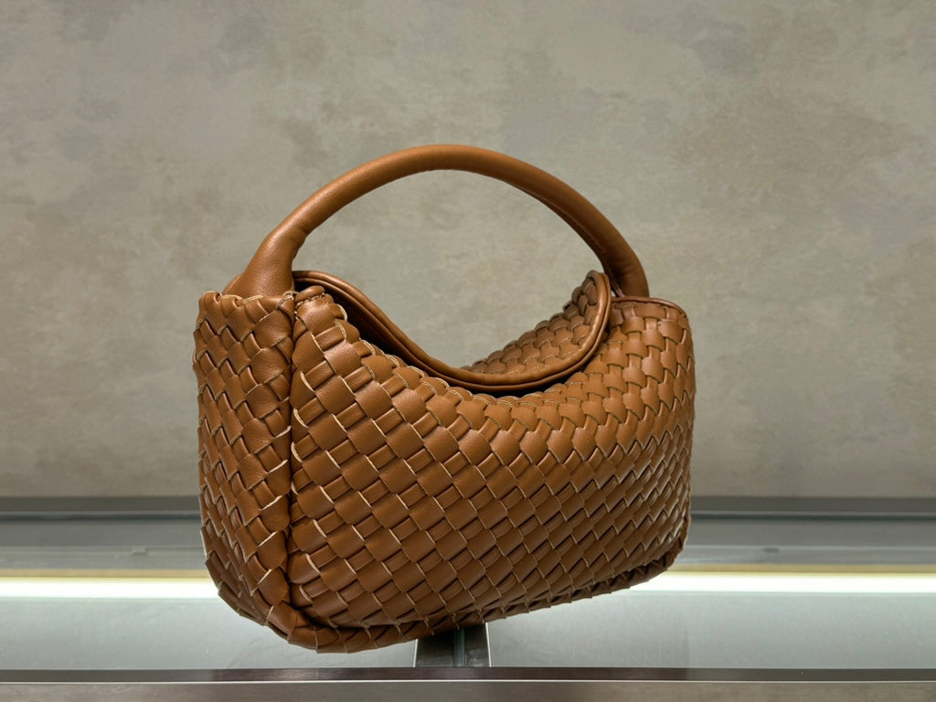 B1X104A83 Popular  leather bag