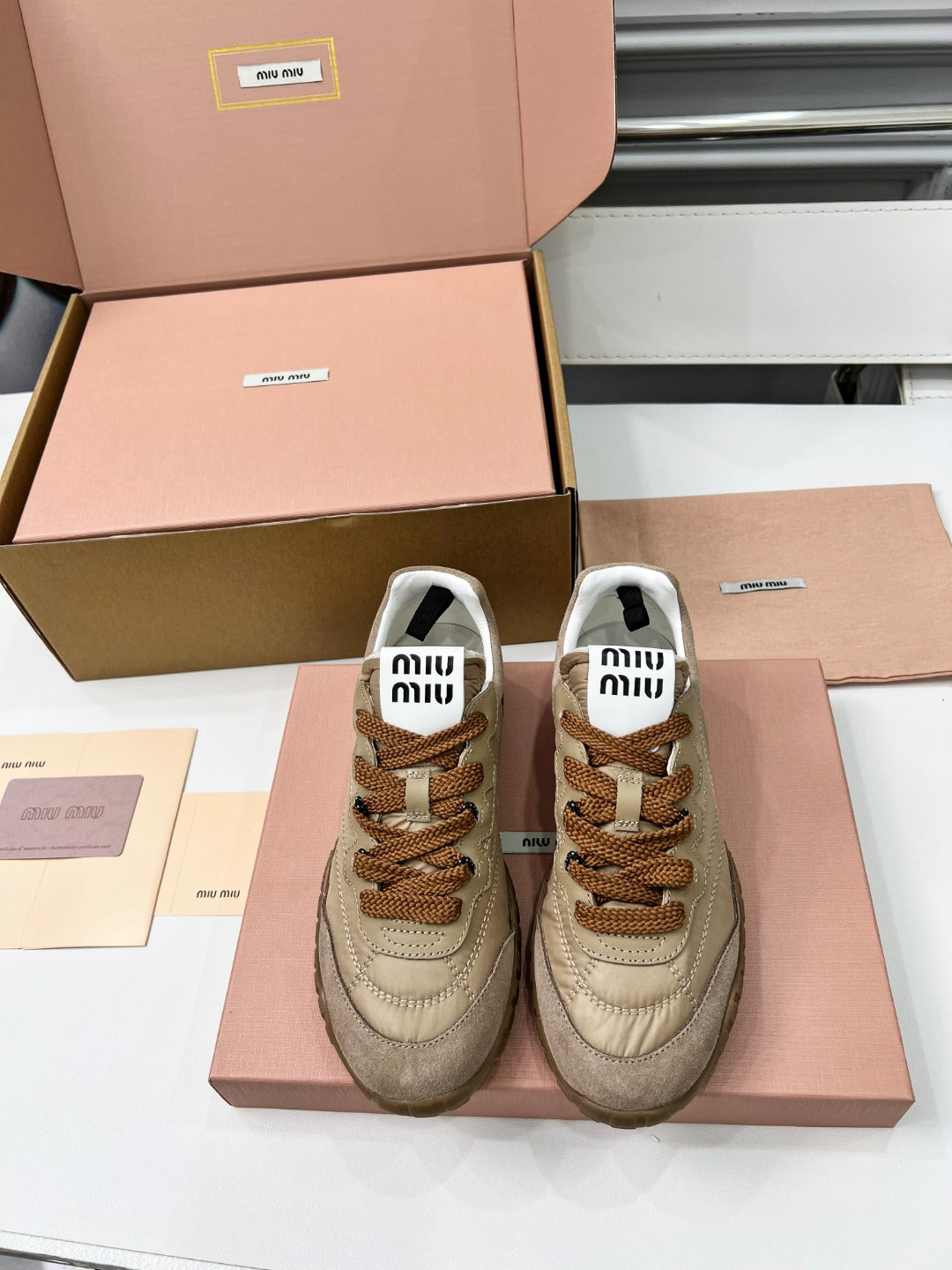 Z2Q105A237 Popular high-quality  Shoes