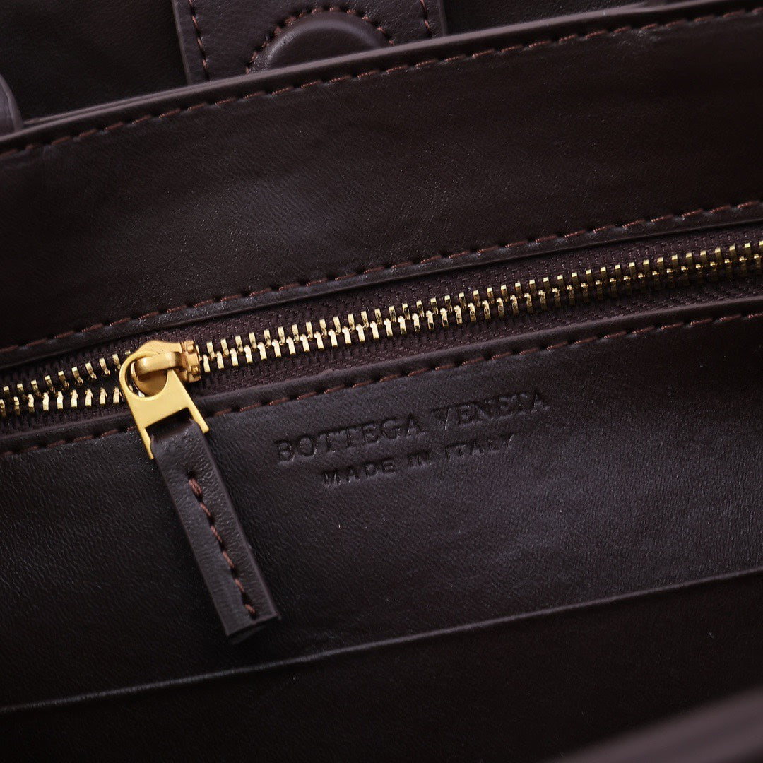B1X104A81 Popular  leather bag