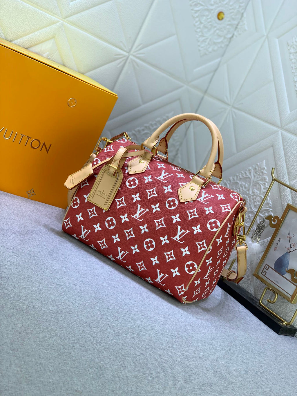 B12X44E268 Popular  leather bag 