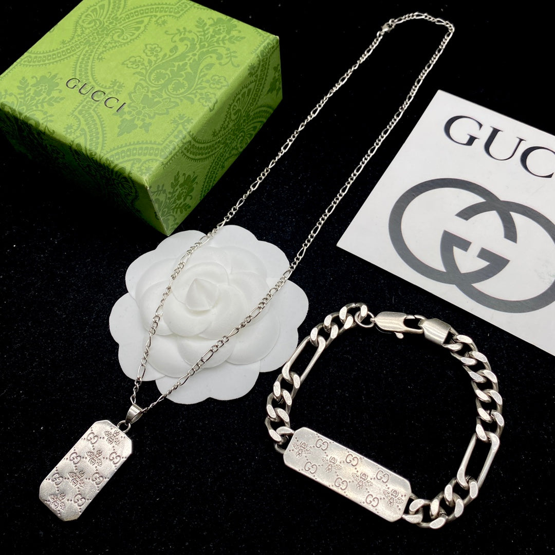 X1R75B46X Popular    Necklaces . Bracelets .
