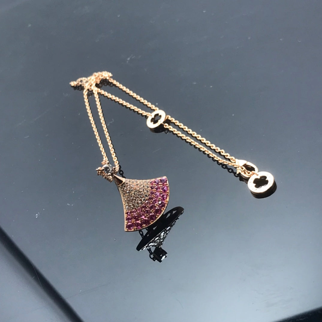 X1Q85S212X Popular Necklace
