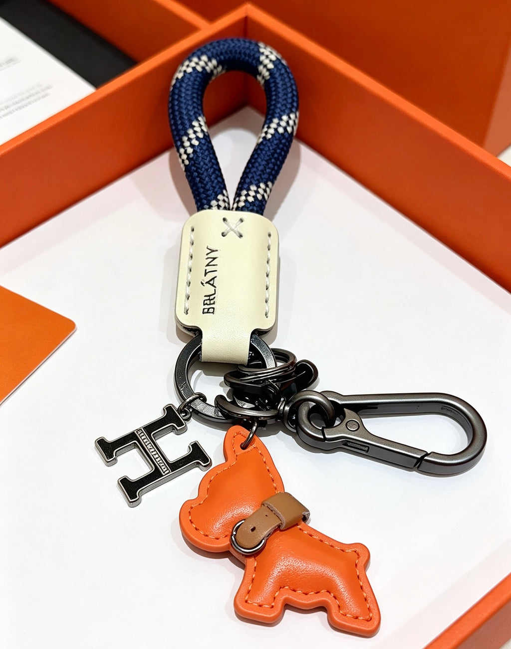 A1R76H98 Popular bag 's charms accessories