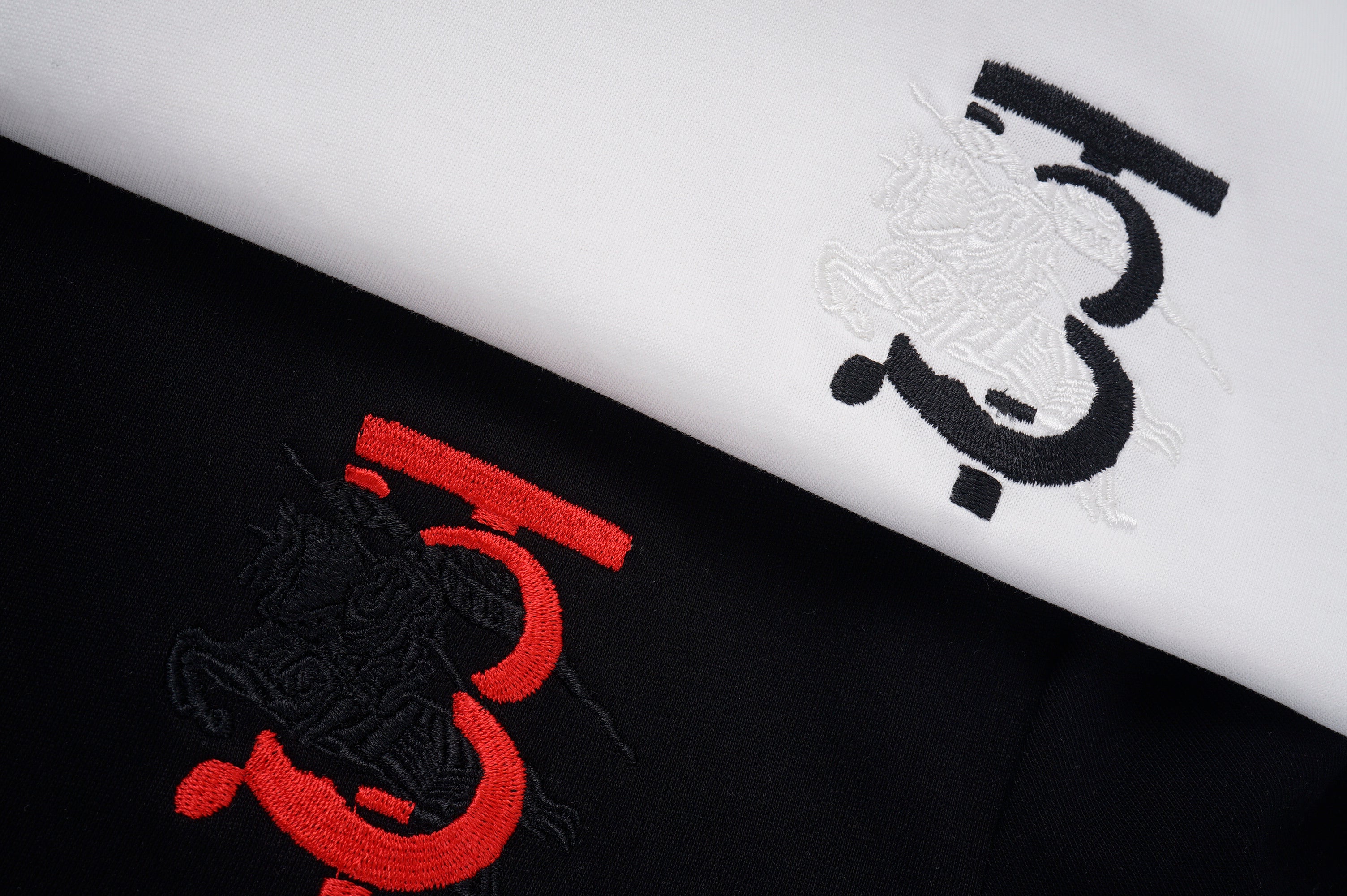 U1W25R27  Popular T-shirts