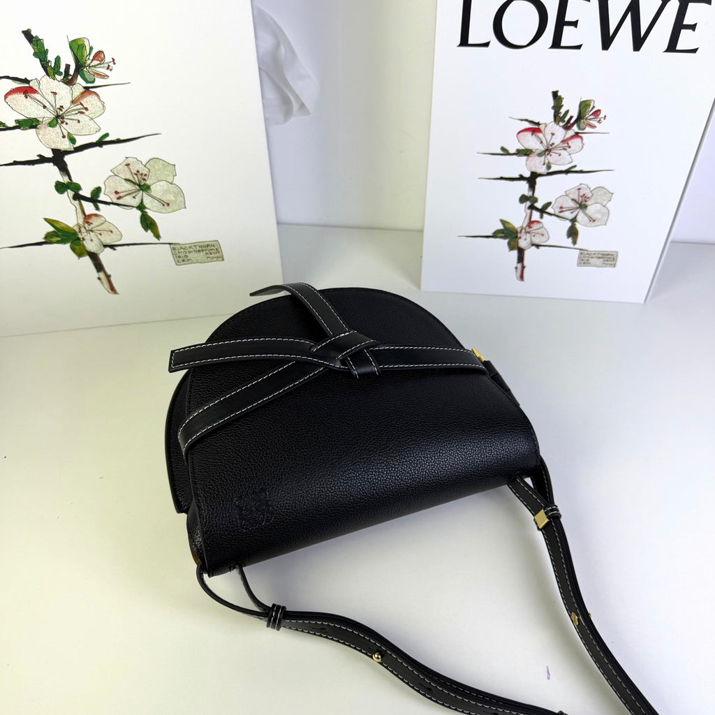 B1R76A27 Popular  leather bag
