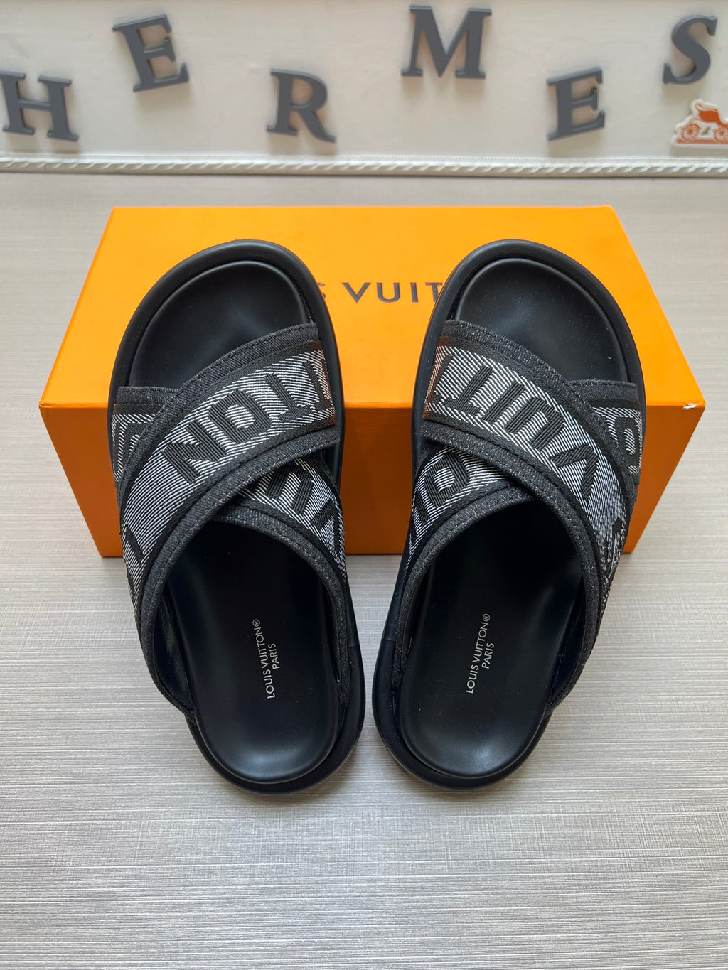 Z5Z35E273 Popular Slippers