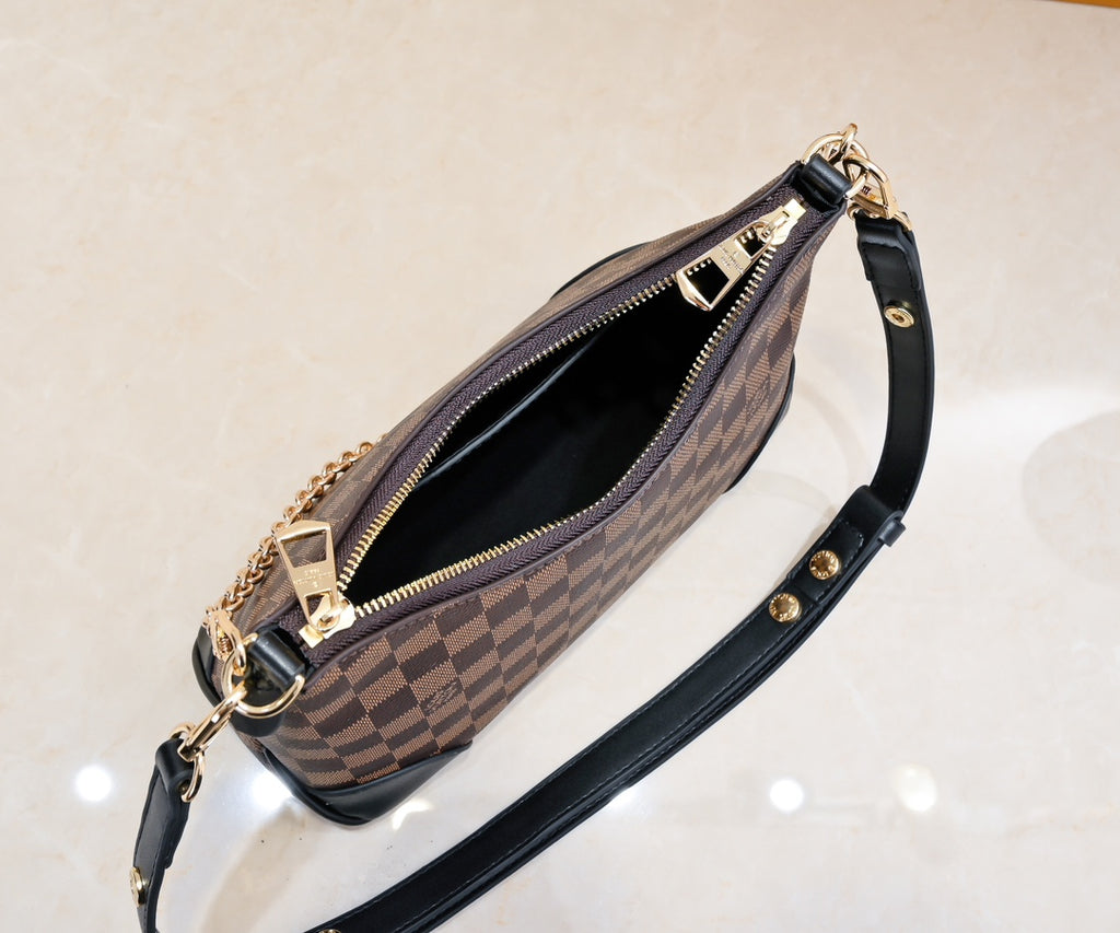 B1W15E35 Popular  leather bag