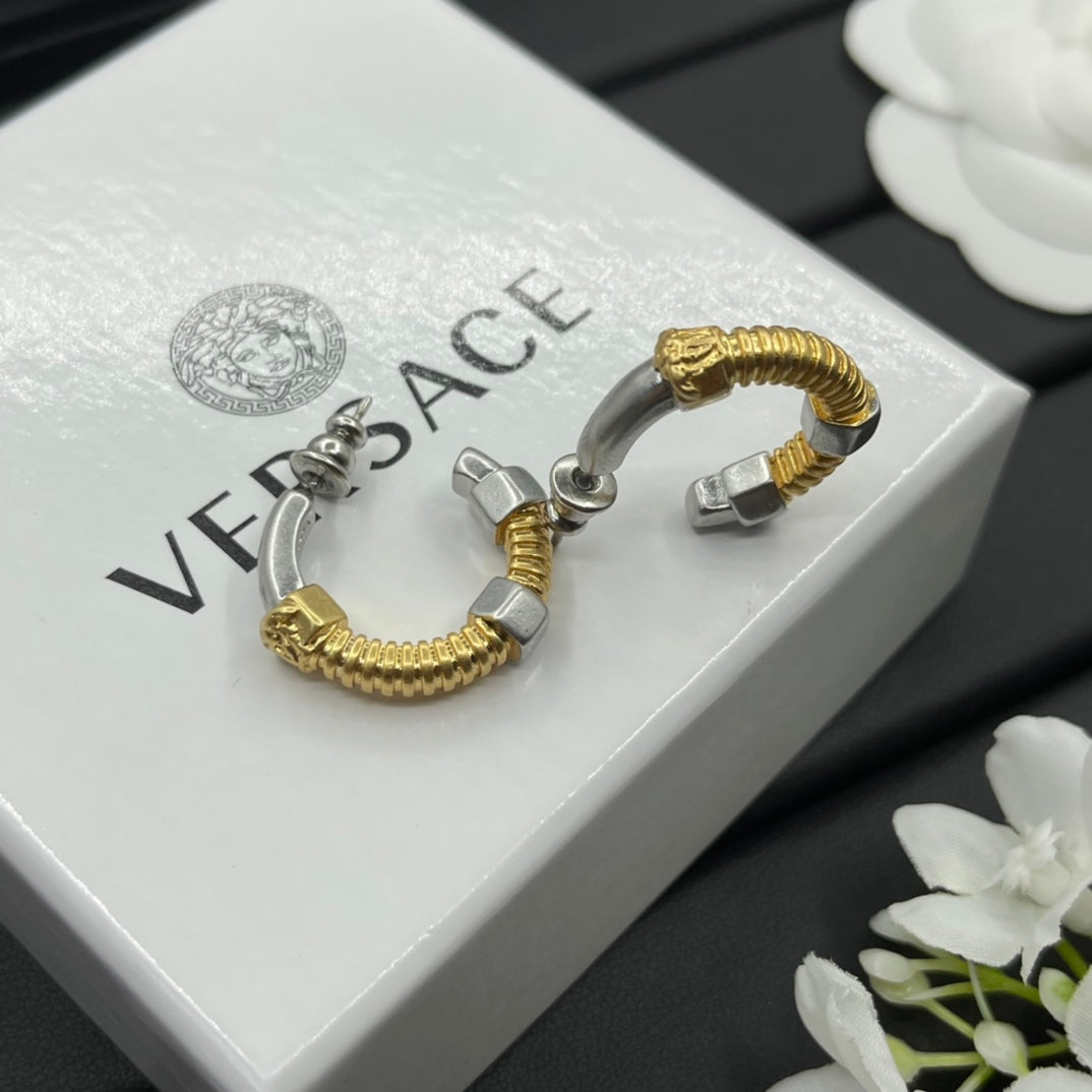 X1Z94V667E Popular  Earrings