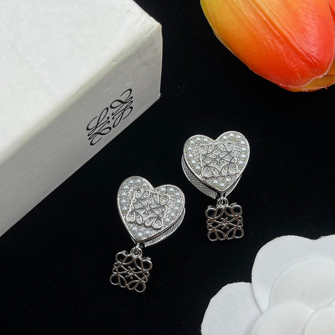 X1Z94A1002E Popular Earrings