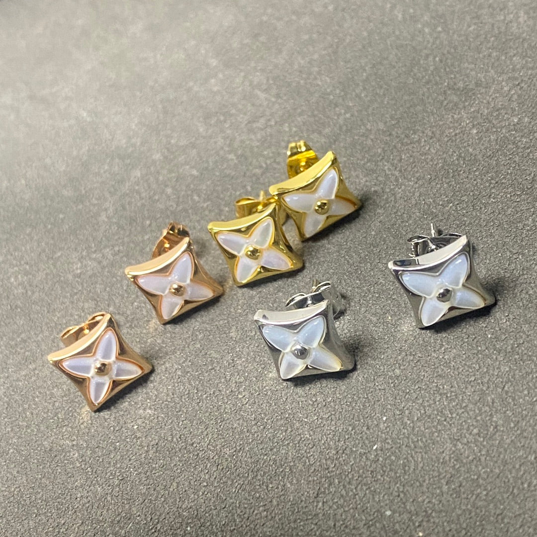 X5N76E59E Popular Earrings(mini flower)