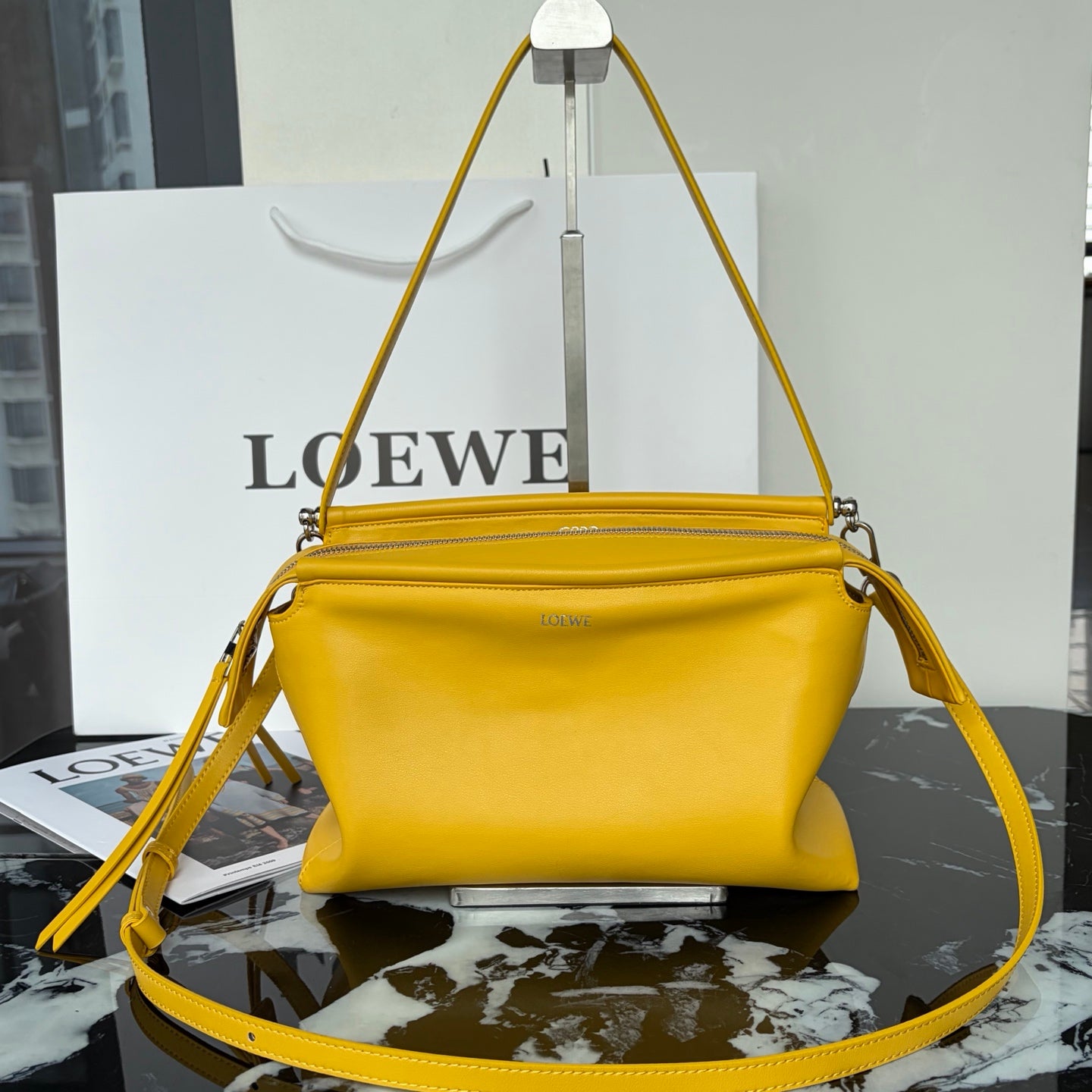 B1R66A15 Popular leather bag