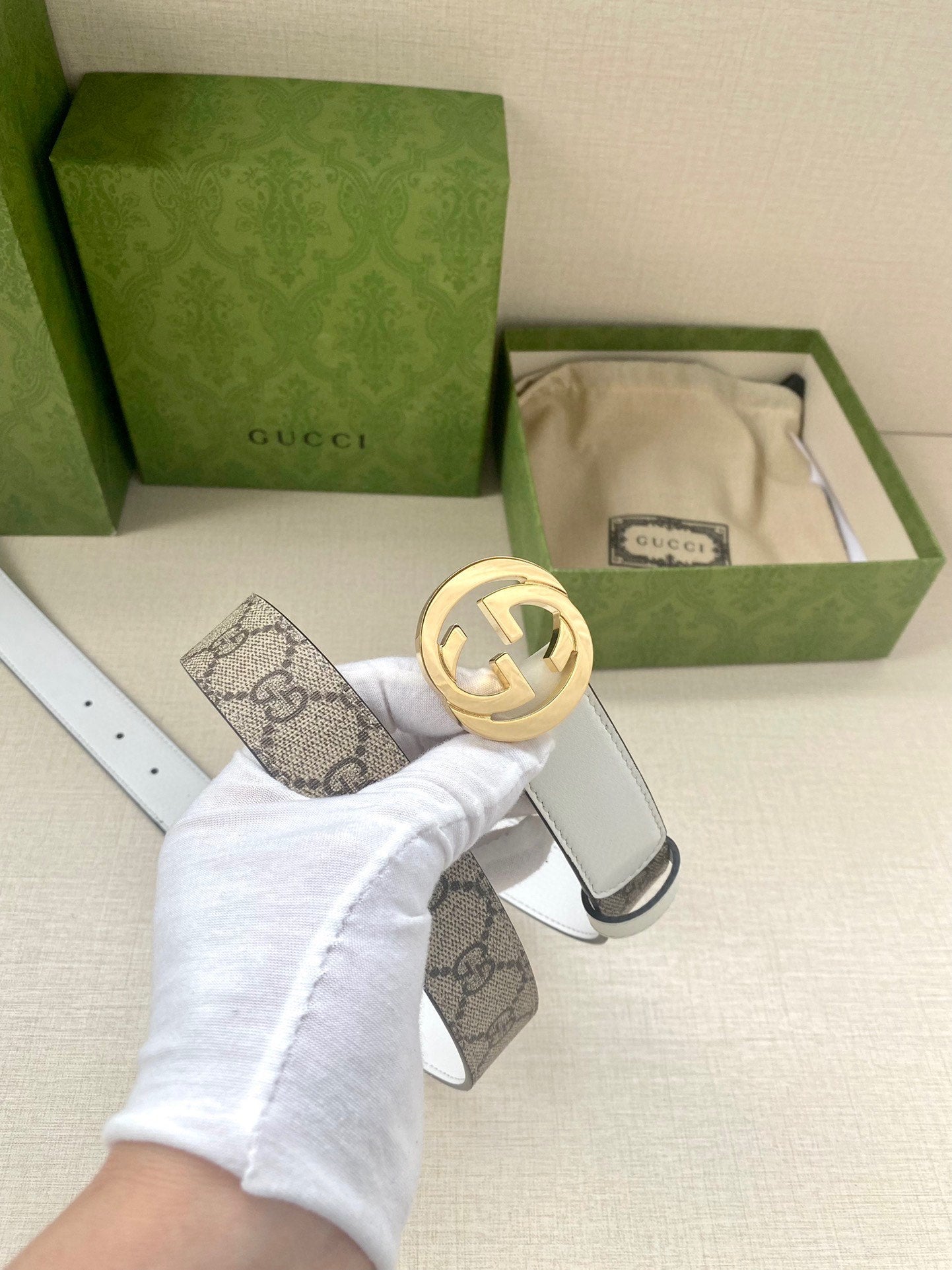 P1W15B152 Popular  High quality belt With full package