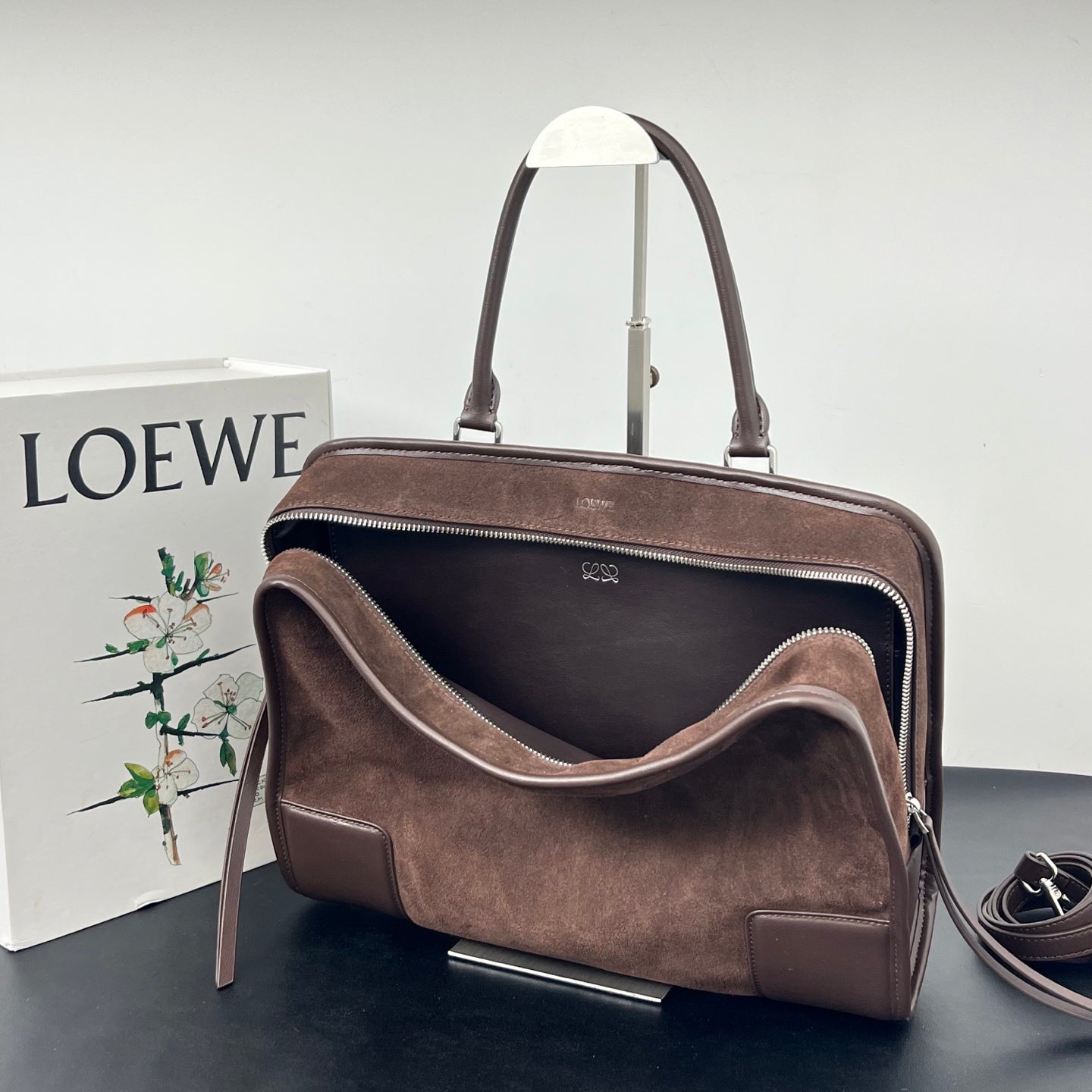 B1R46A5 Popular frosted leather bag