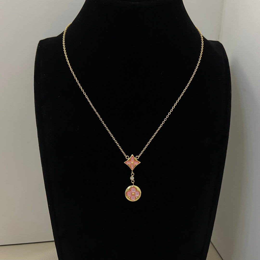 X5N76E18X Popular  Necklaces(mini flower）