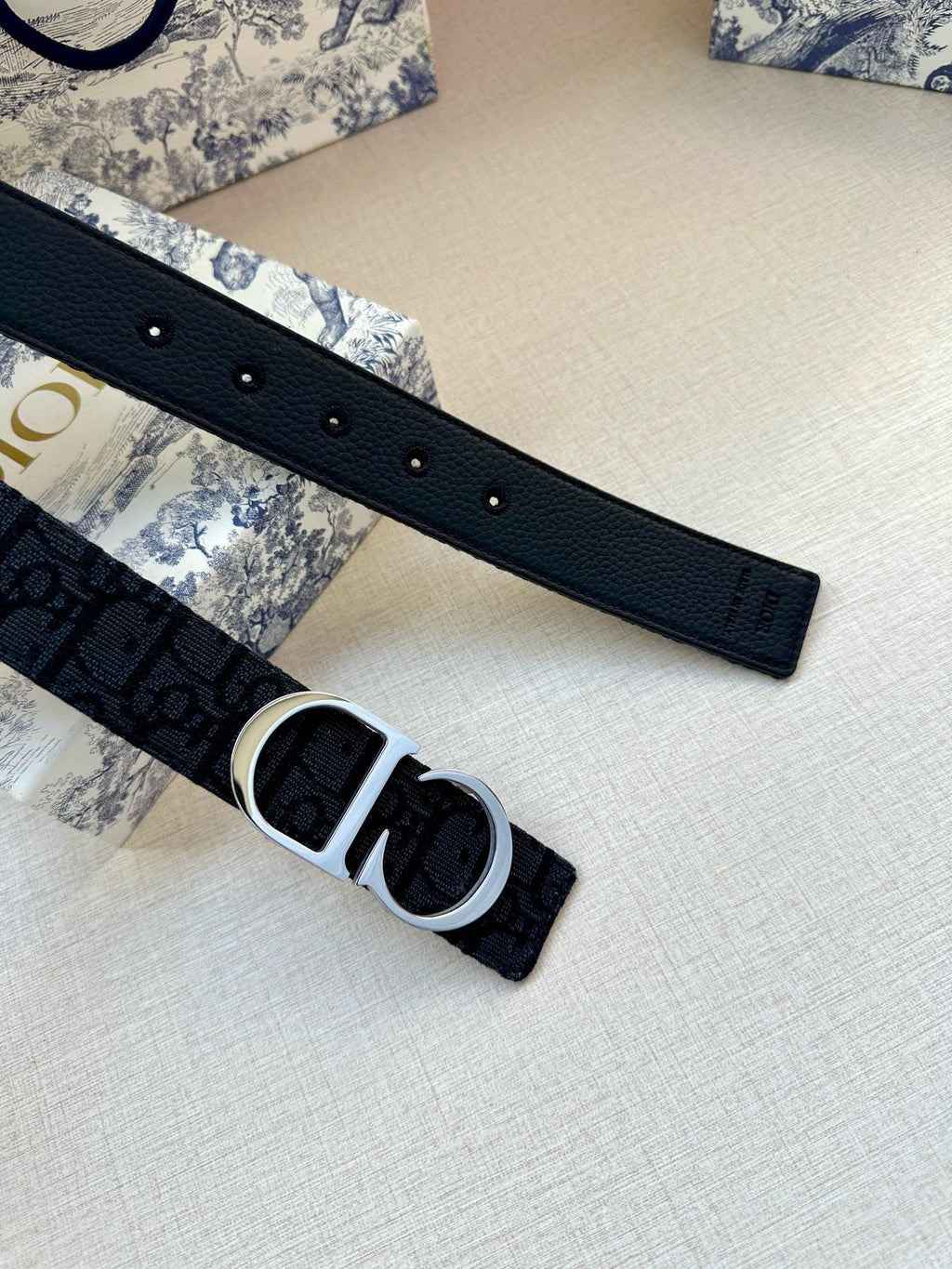 P1R55D206 Popular   High quality belt With full package