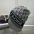 M1R86D33 Popular hats