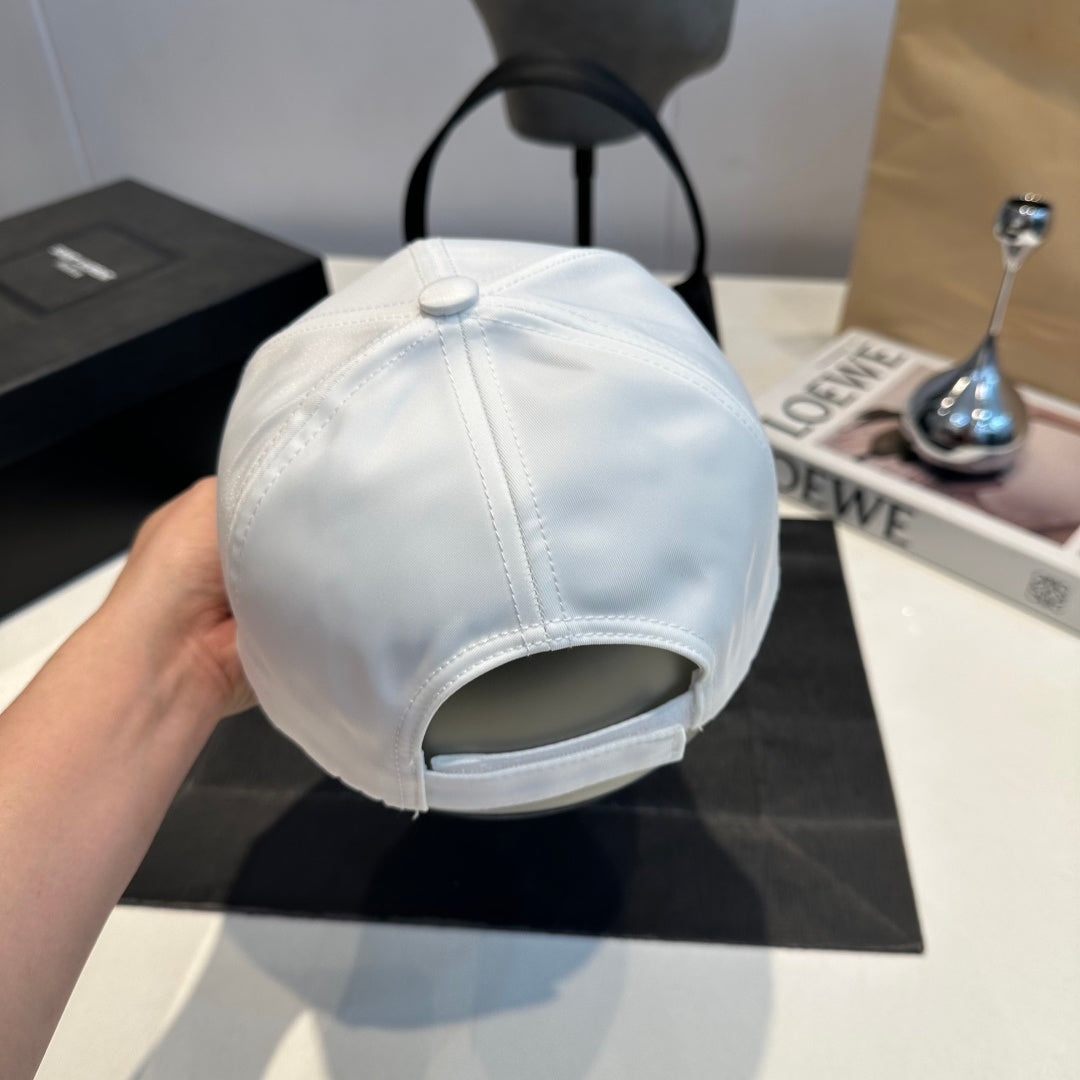 M1N46P2 Popular hats
