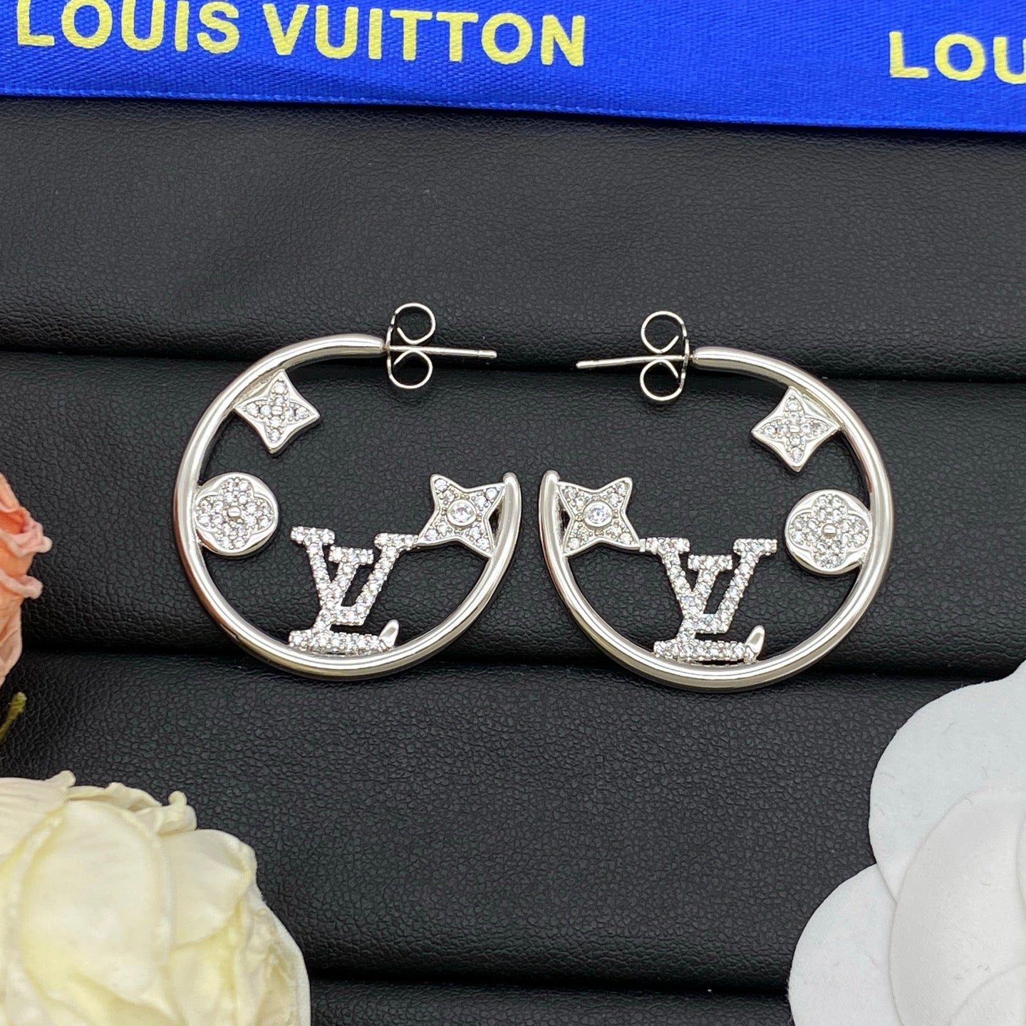 X5N76E21E Popular Earrings
