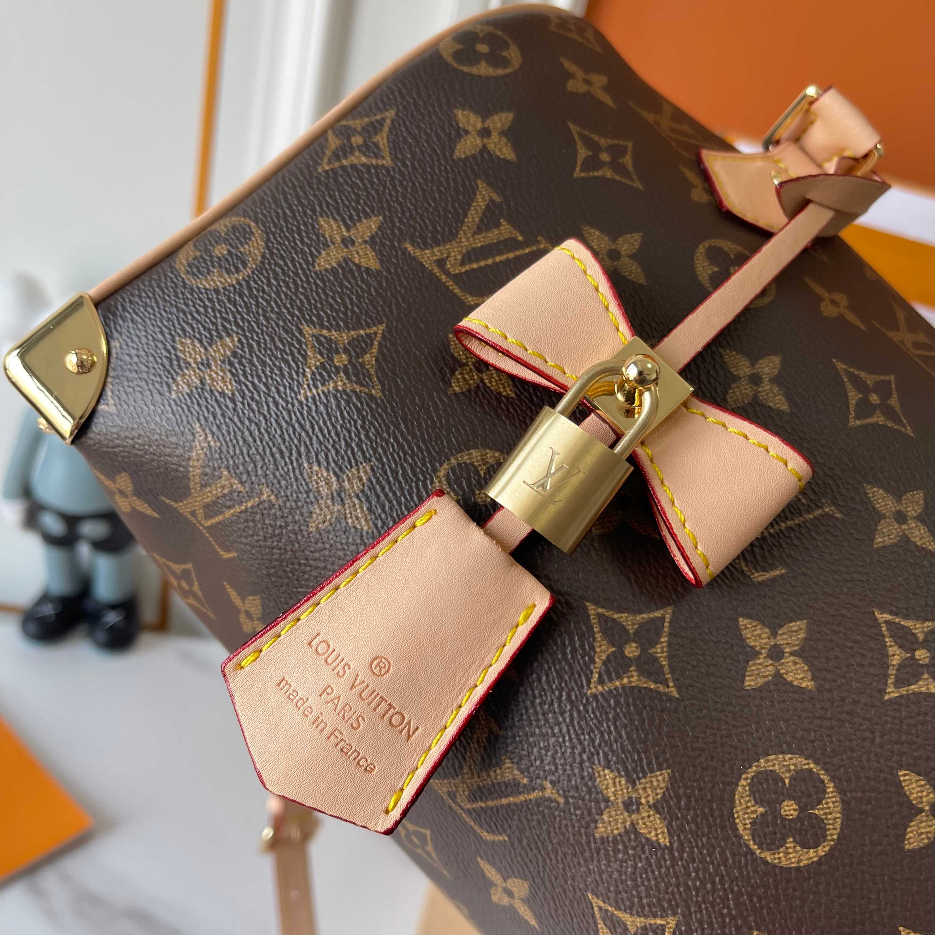 B1W25E87 Popular  leather bag