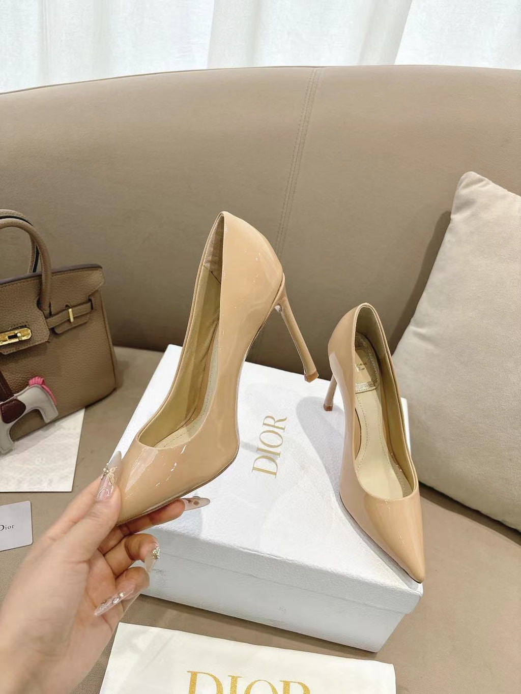 Z2Q95D124 Popular high-quality leather Shoes