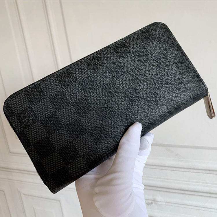 B1P11E04 Popular Leather wallets