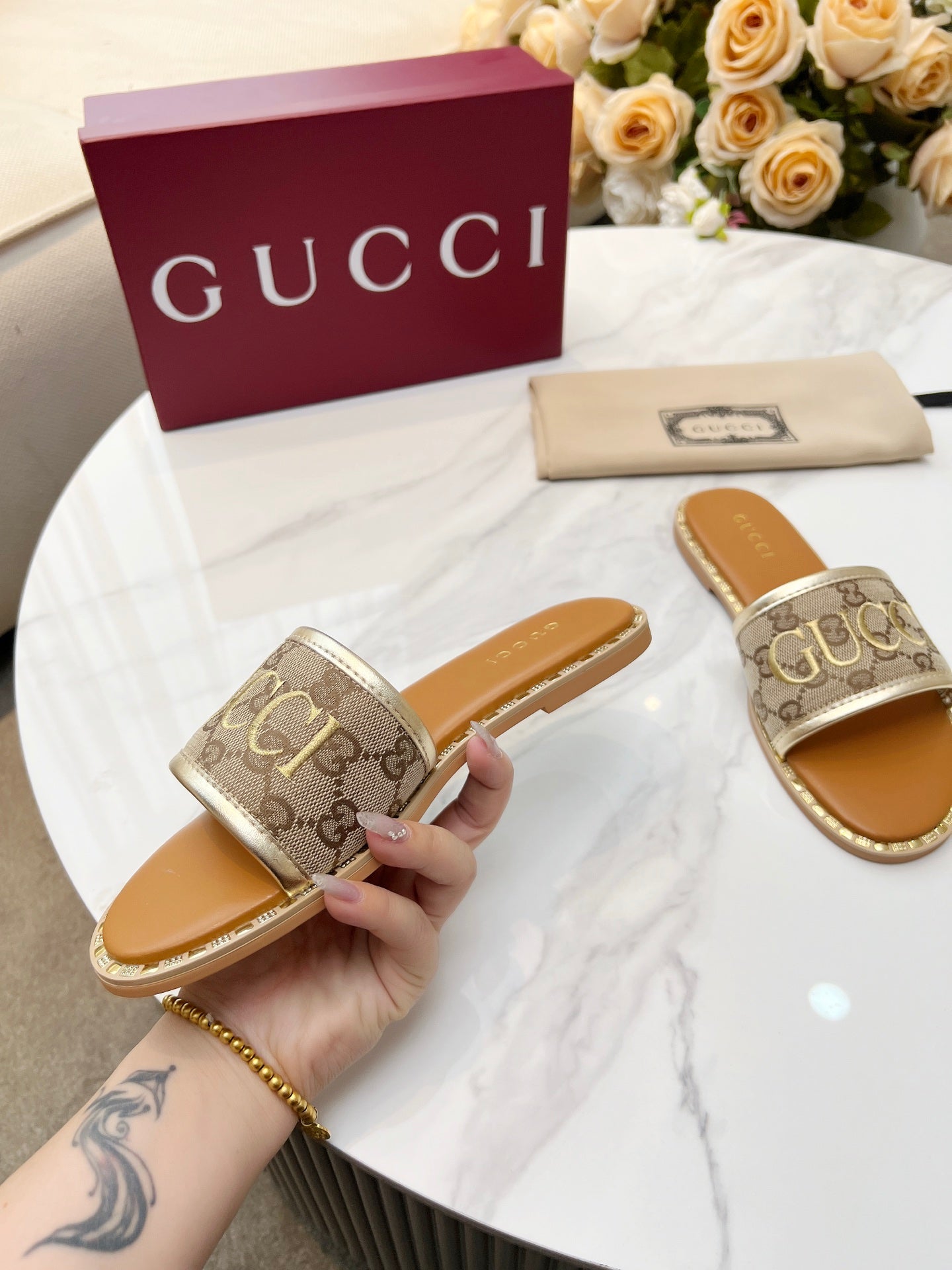 Z2Q55B29 Popular high-quality  Shoes