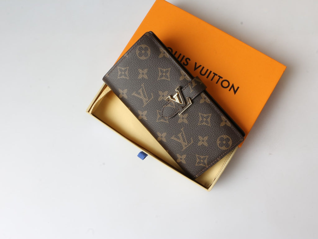 B1P46E36 Popular leather bag