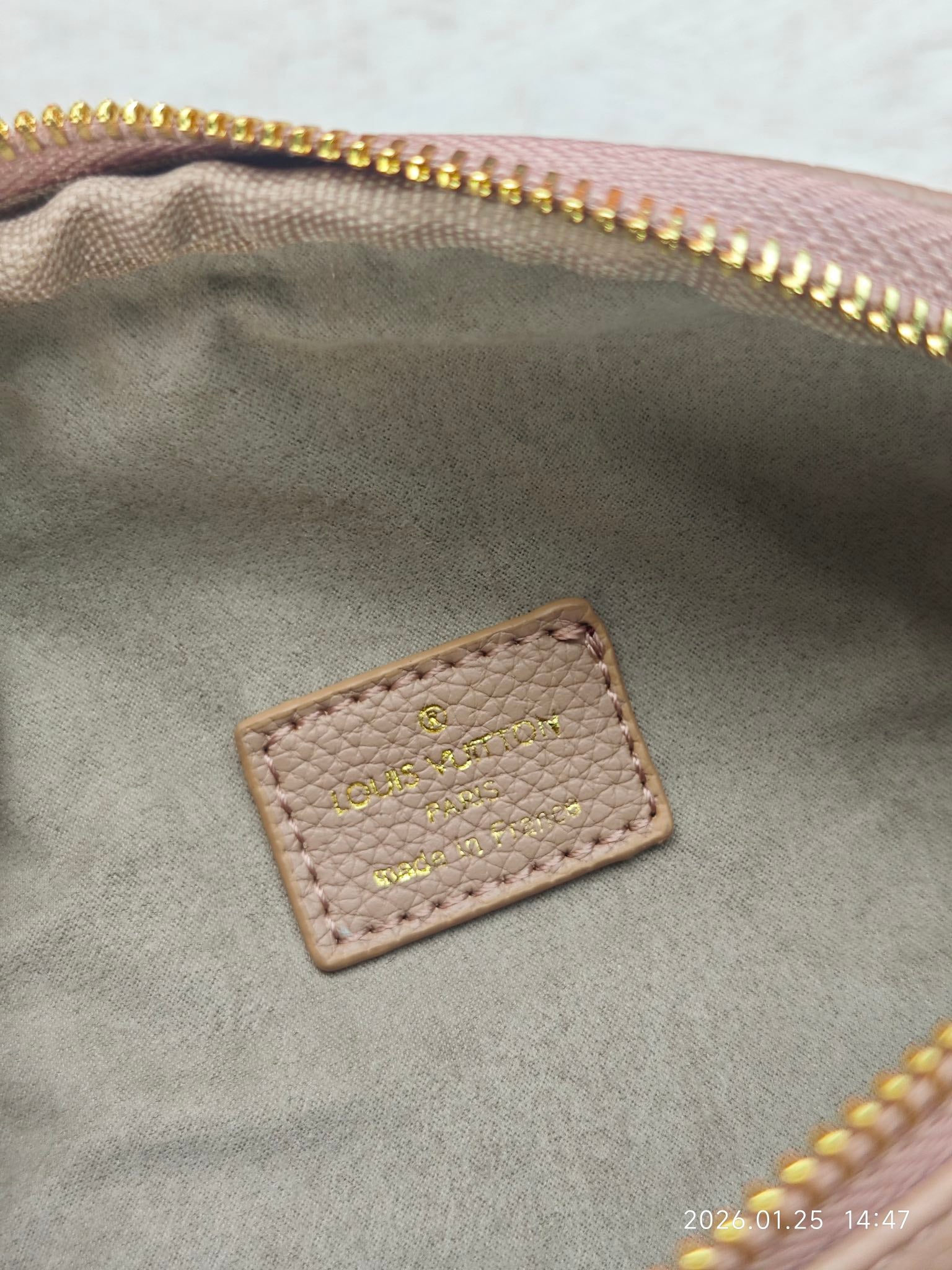 B1P46E74 Popular  bag